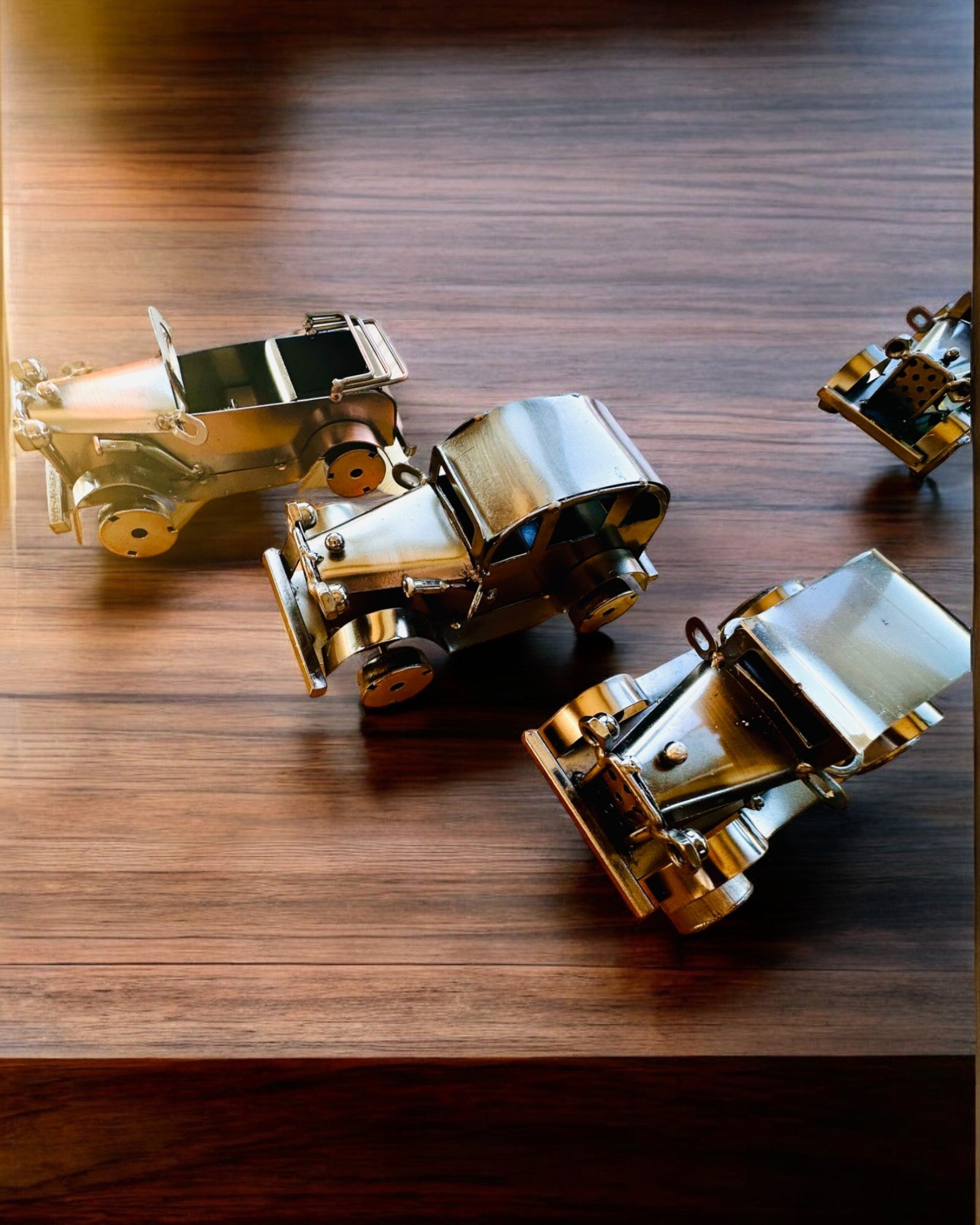 Retro klassinen auto, auto, rautaa - Kokoelma "Vintage Drive", automalli, personointi kaiverruksella lahjaksi