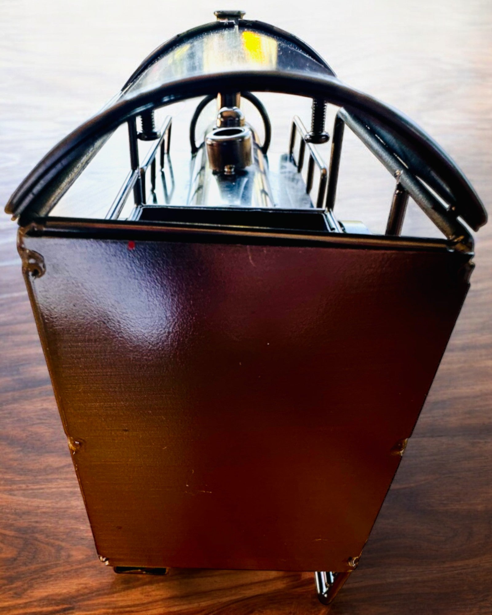 Rautainen veturi "Retro Express" – koriste, malli, käsintehty, kaiverrusmahdollisuus lahjaksi