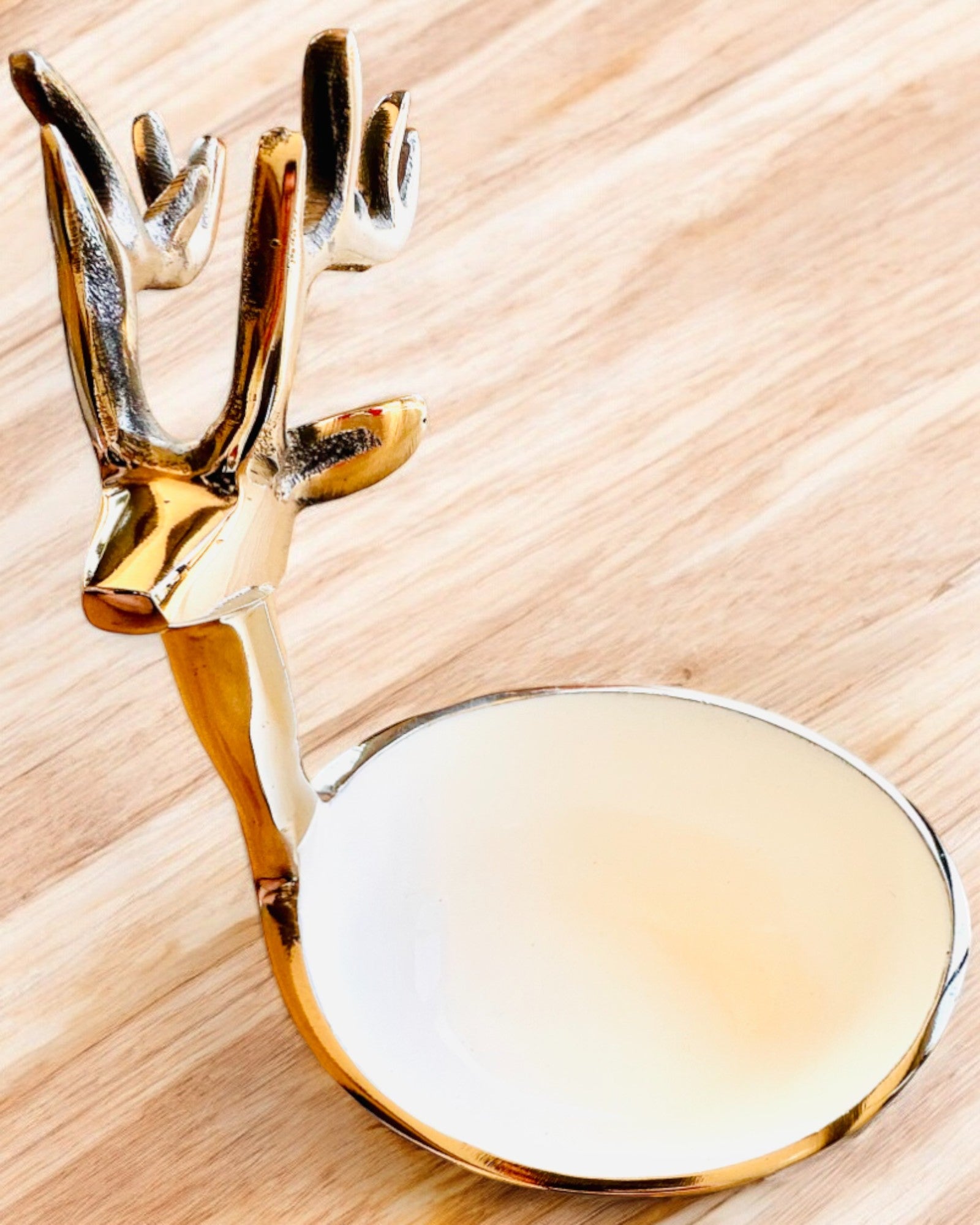 Elegantti kulho Sarvien Kauneus – Käsityö Intiasta, personointi kaiverruksella