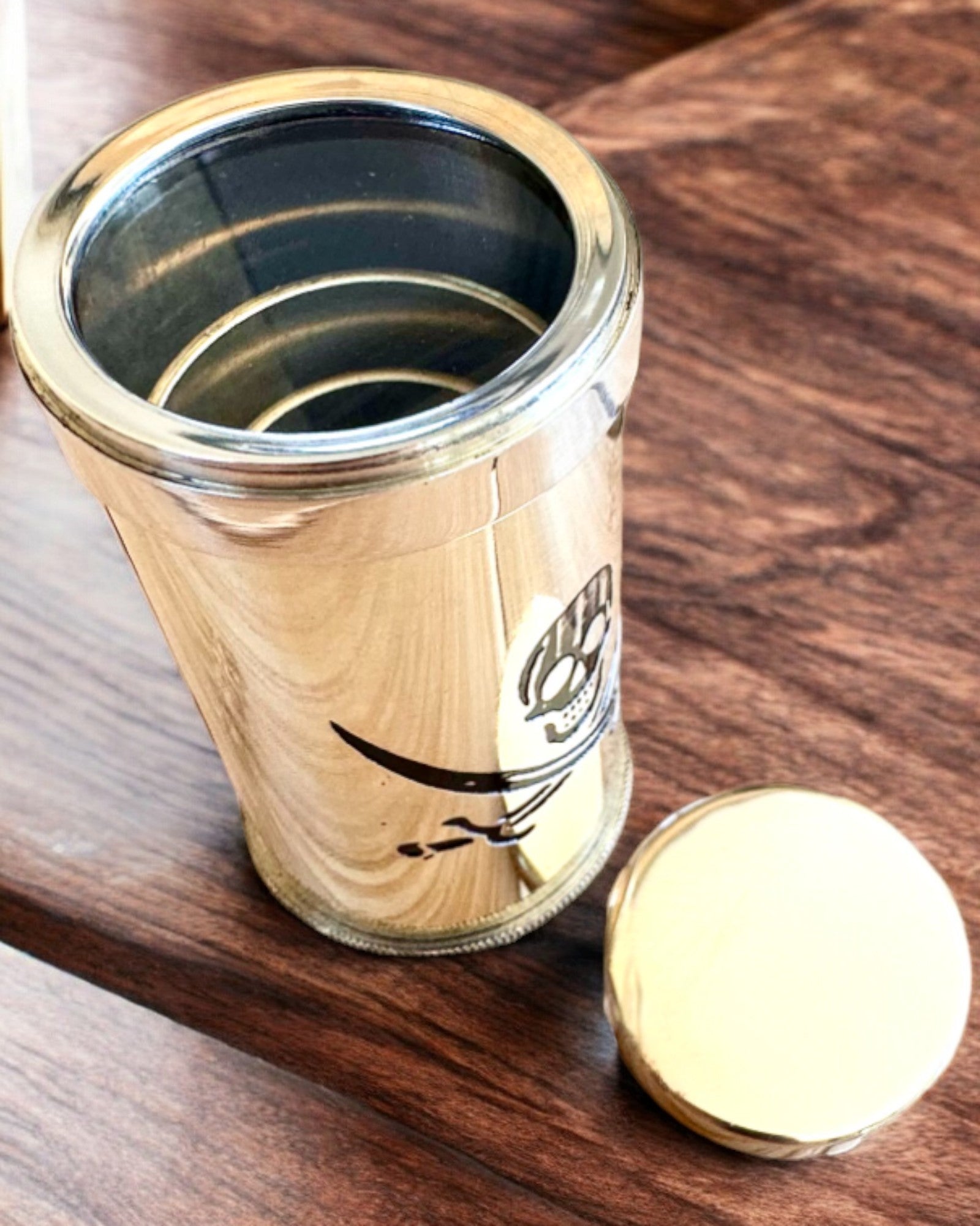 Luneta Pirata - Merten Aarre - mahdollisuus personointiin kaiverruksella