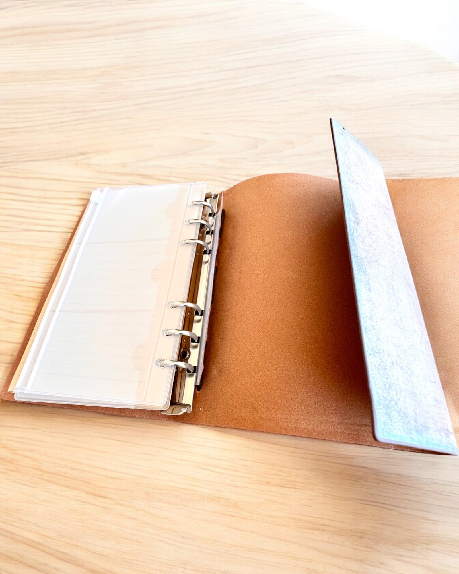 Vintage Memoire -muistikirja personoidulla kaiverruksella - 3 mallia valittavana, muistikirja lahjaksi