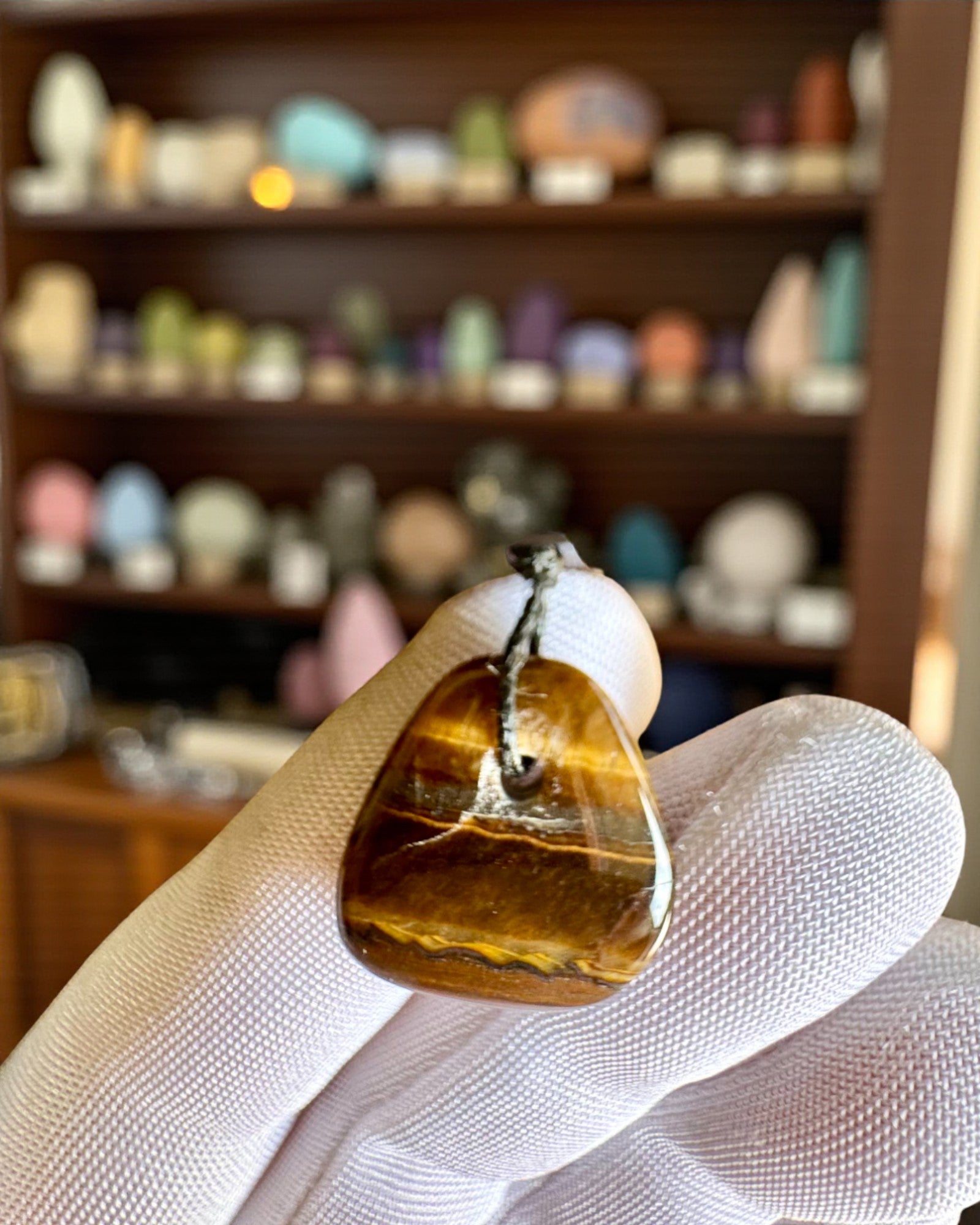 Intentionaalikynttilä Tiikerin Voima – Itsevarmuus ja hyvinvointi, 250 ml, mahdollisuus kannen personointiin lahjaksi