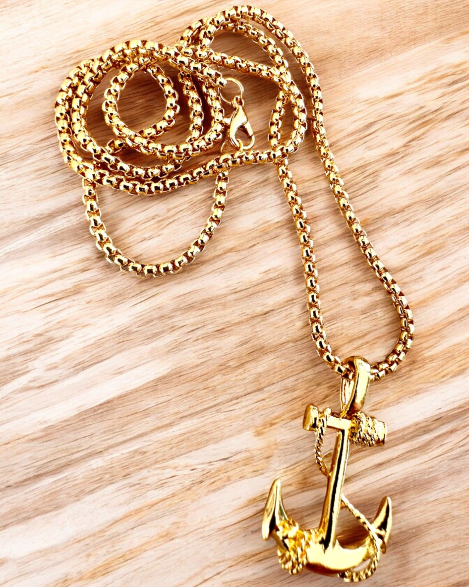 Determinaation Ankkuri, Meri Amuletti, kaulakoru, mahdollisuus personointiin kaiverruksella lahjaksi, 3 vaihtoehtoa valittavana