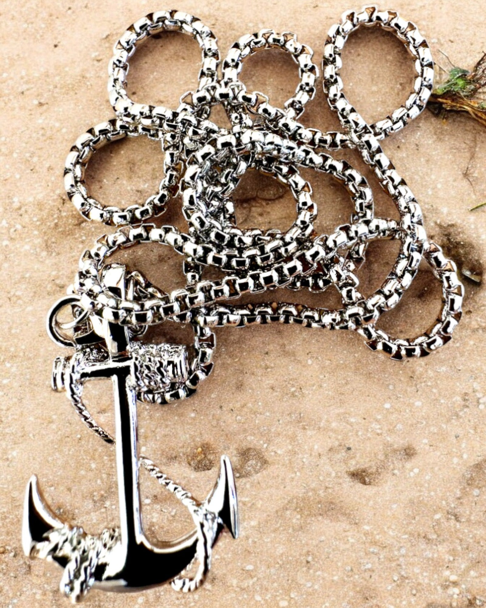 Determinaation Ankkuri, Meri Amuletti, kaulakoru, mahdollisuus personointiin kaiverruksella lahjaksi, 3 vaihtoehtoa valittavana