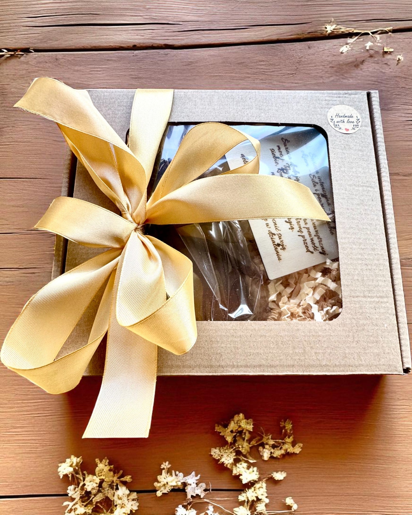 Intentionaalikynttilä Tiikerin Voima – Itsevarmuus ja hyvinvointi, 250 ml, mahdollisuus kannen personointiin lahjaksi