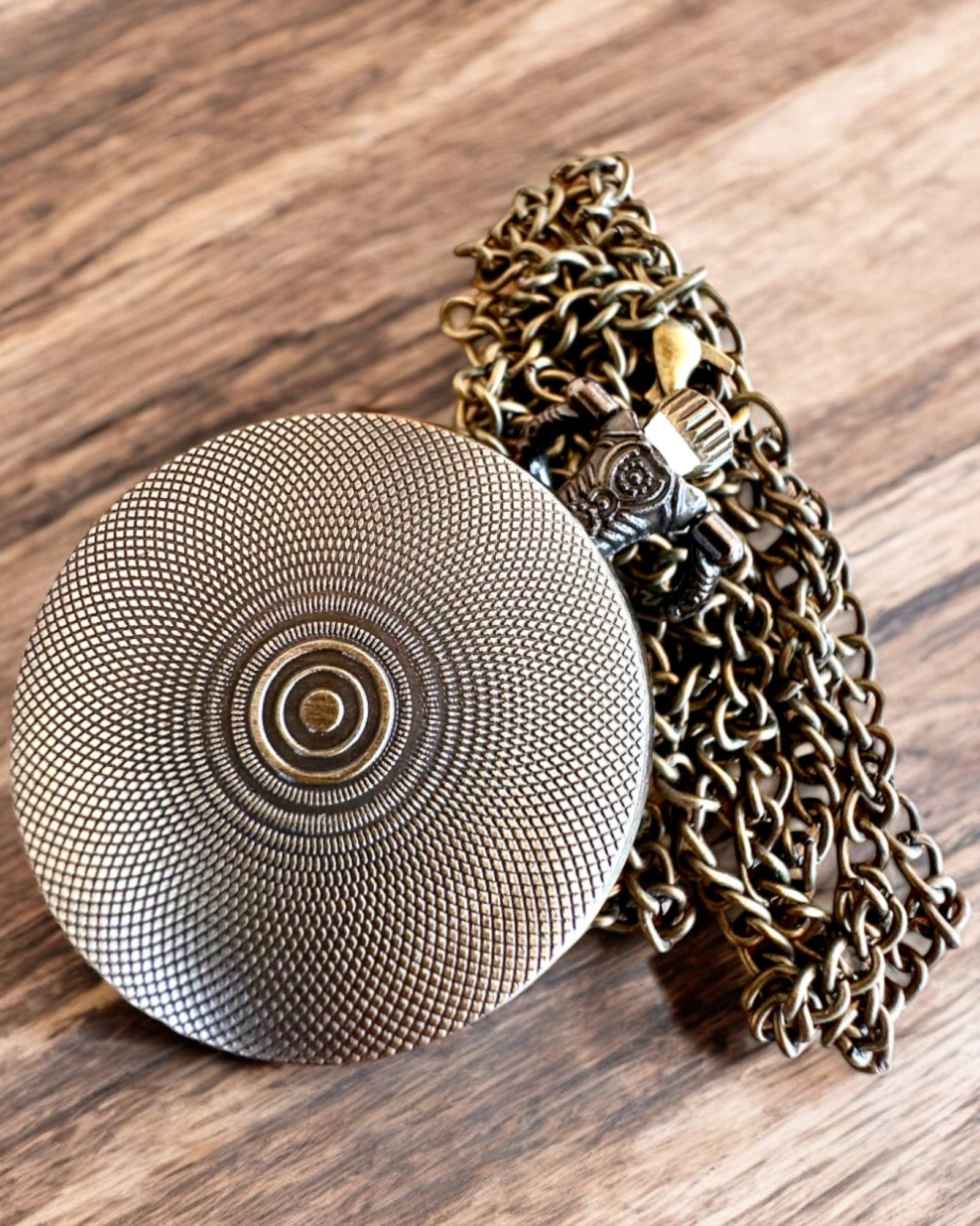 Taskukello Unicorn Elegance ketjulla, yksisarvisen teema, ilmainen kaiverrus tilauksesta