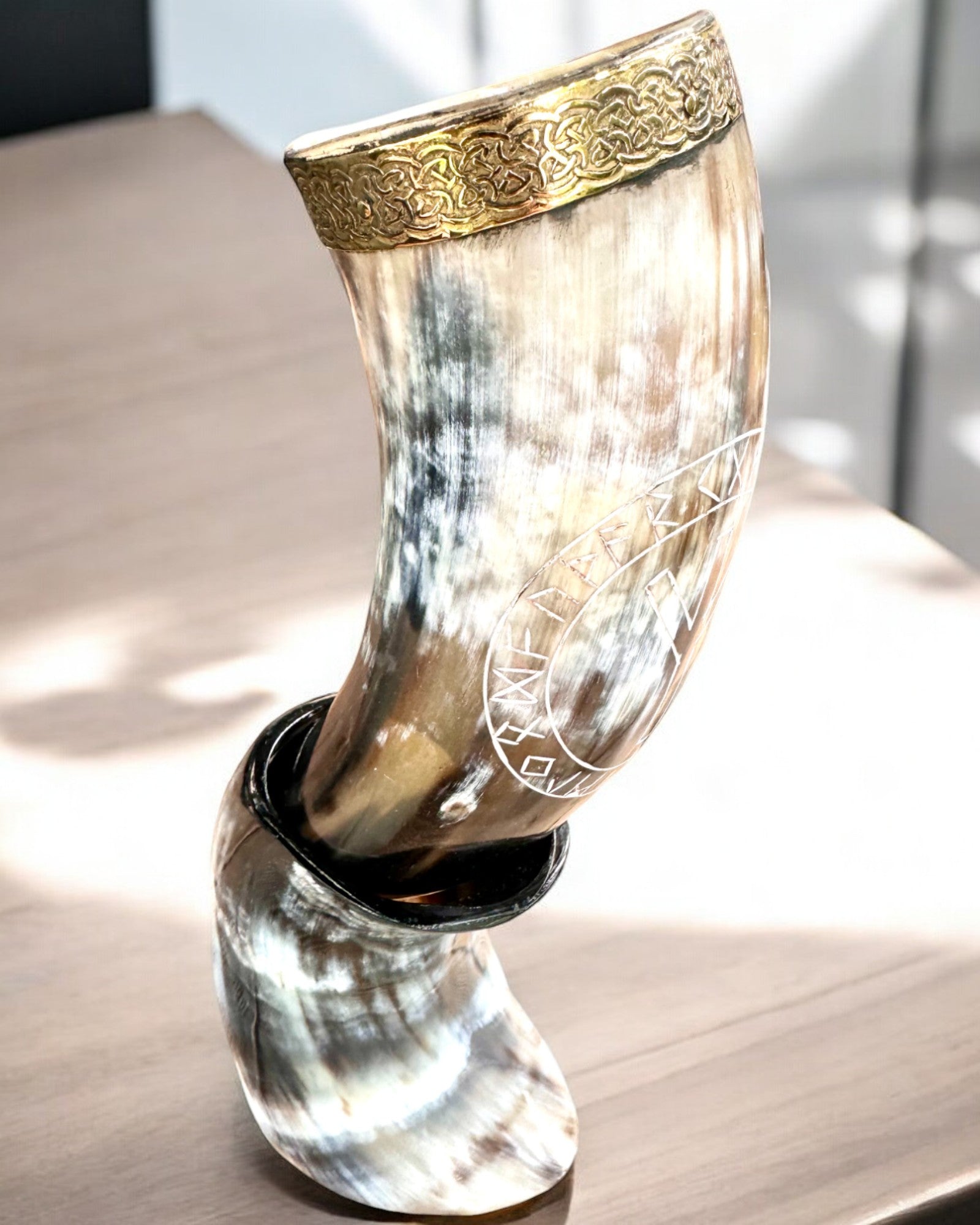 "Viking Valor" Sarvimuki - Käsin Kaiverrettu, Premium Laatu - 4 vaihtoehtoa valittavana