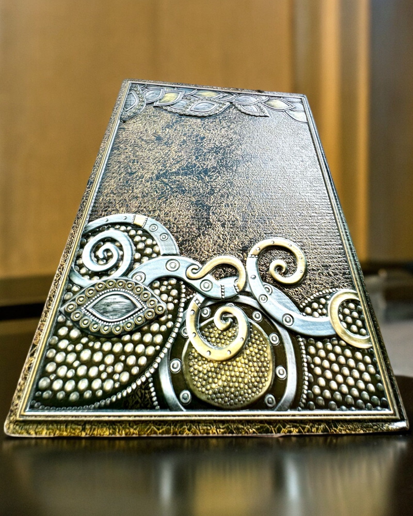 Taiteellinen muistikirja, naamiointimuistikirja - A5, personointi kaiverruksella lahjaksi