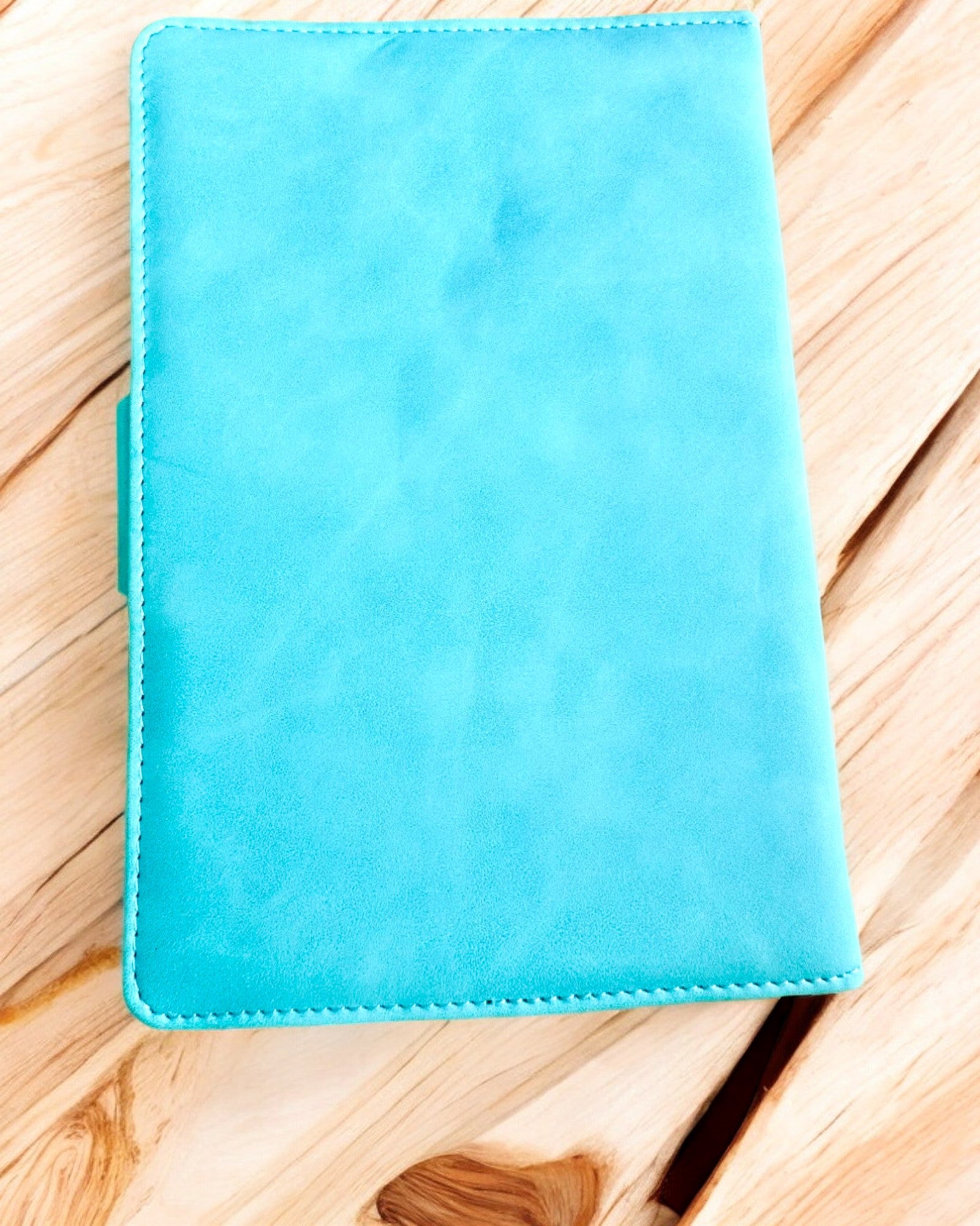 Eksklusiivinen Muistikirja, PU-nahka, A5 Salasanalukolla - "Secret Journal", personointi kaiverruksella