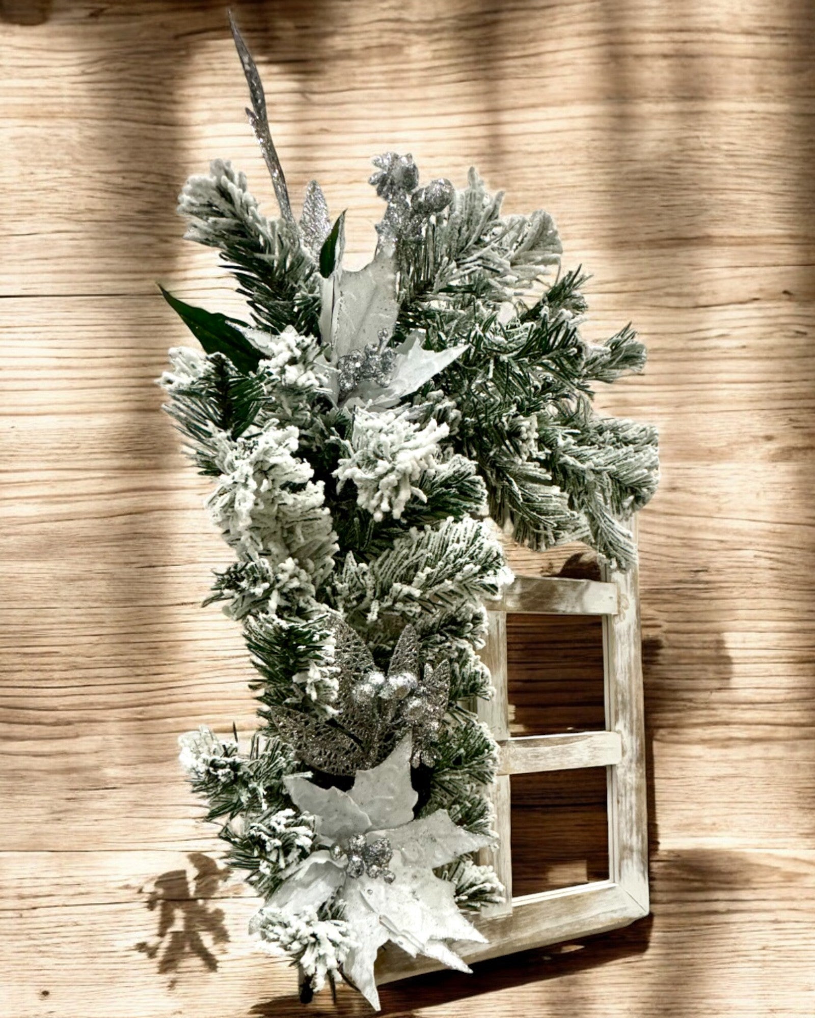 Jouluiset 2 kpl Koristeelliset Kehykset "Talven Loiste", mahdollisuus personointiin kaiverruksella lahjaksi