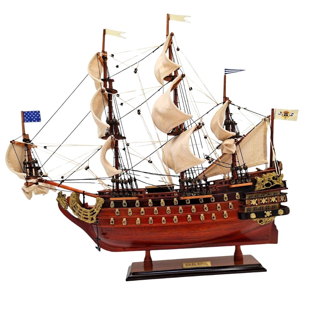 Koottu Soleil Royal -purjelaivamalli, 46 cm - käsintehty eksoottisesta puusta, kaiverruksella personoitavissa