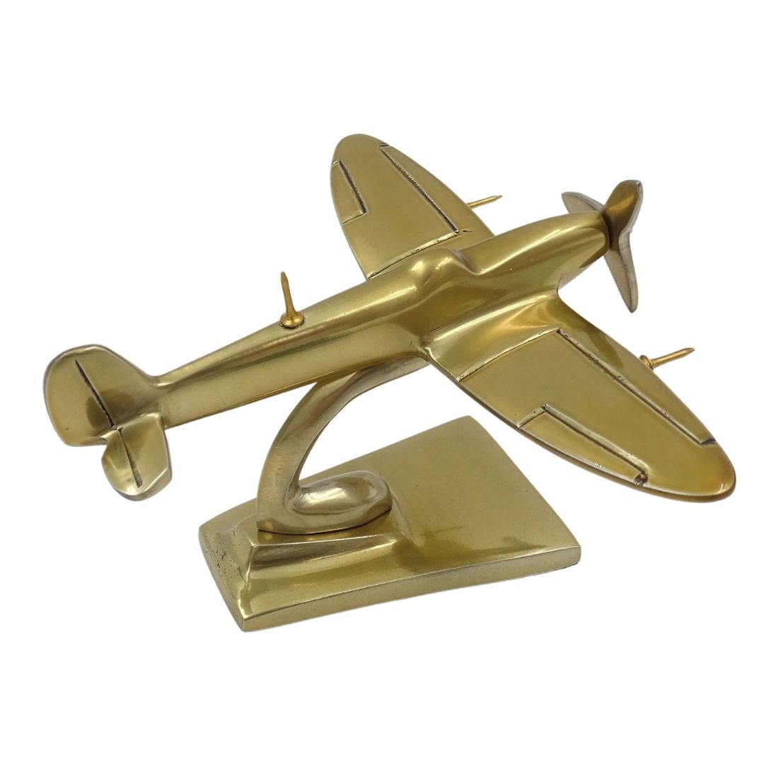 Model samolotu Spitfire - legendarny myśliwiec II wojny światowej – SPIS