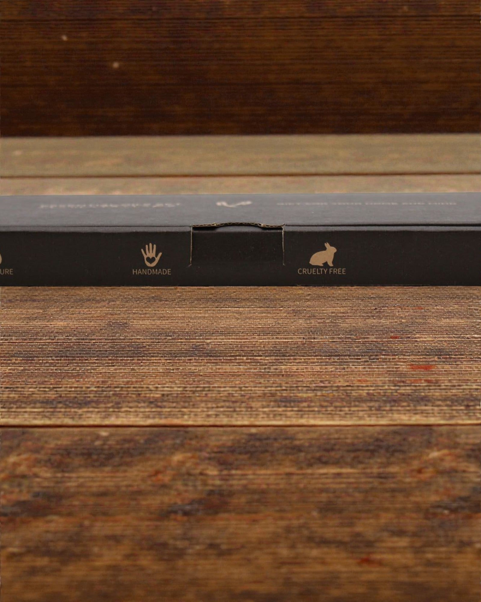 Luonnon keväinen herääminen – ylellinen 12 eteerisen öljyn 5 ml:n sarja pipeteillä