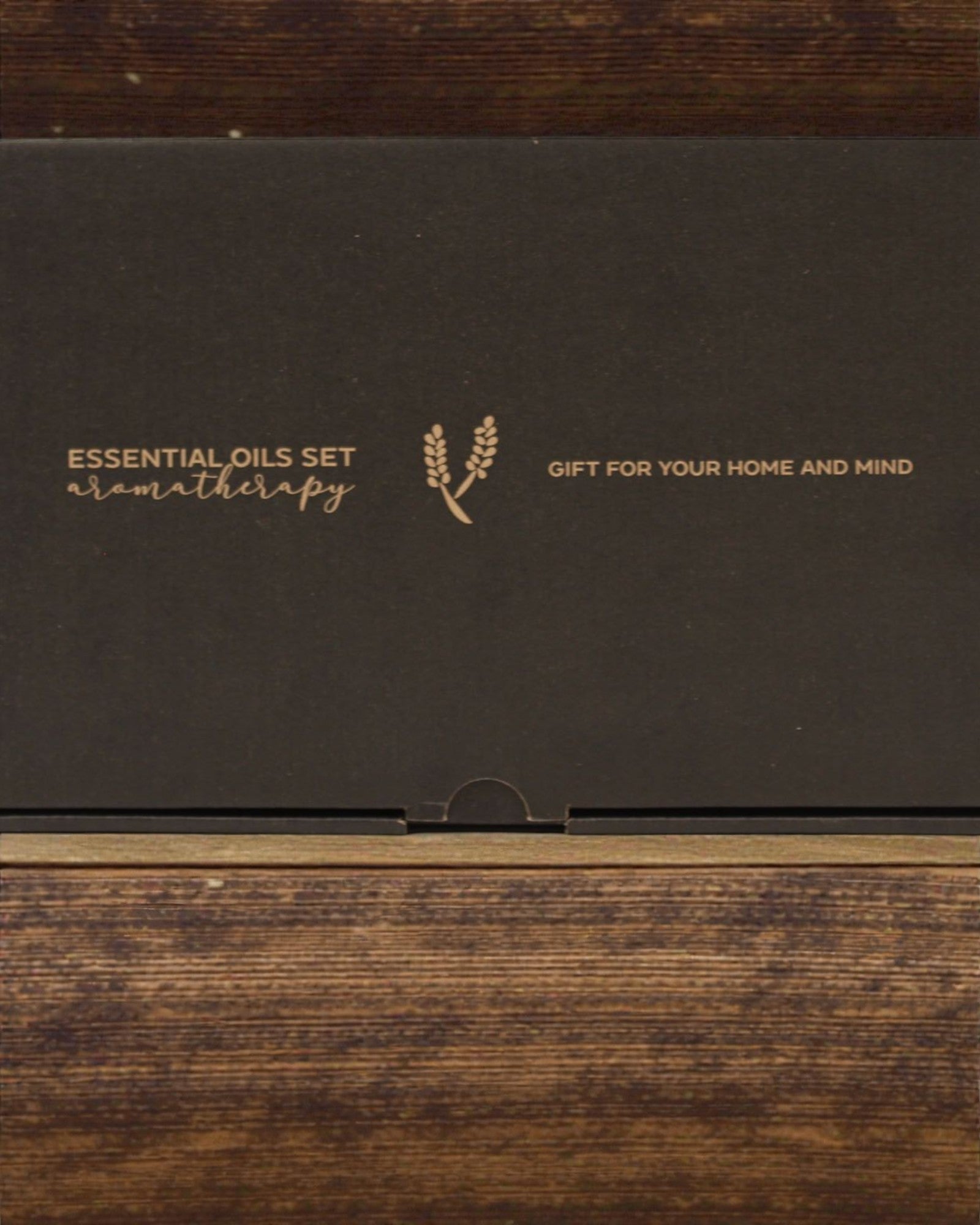 Luonnon keväinen herääminen – ylellinen 12 eteerisen öljyn 5 ml:n sarja pipeteillä