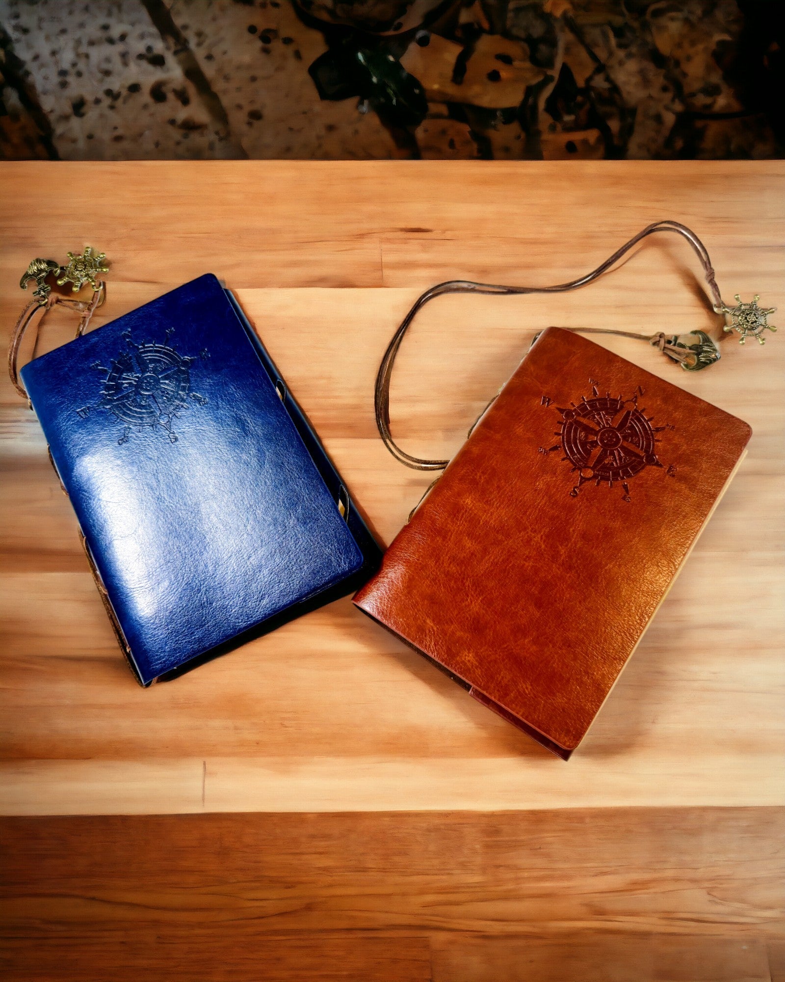 Vintage-purjehdusmuistikirja A6- tai A7-koko - kompassiteemalla ja laakeroiduilla sivuilla - saatavilla eri värivaihtoehdoissa, kaiverrusmahdollisuus