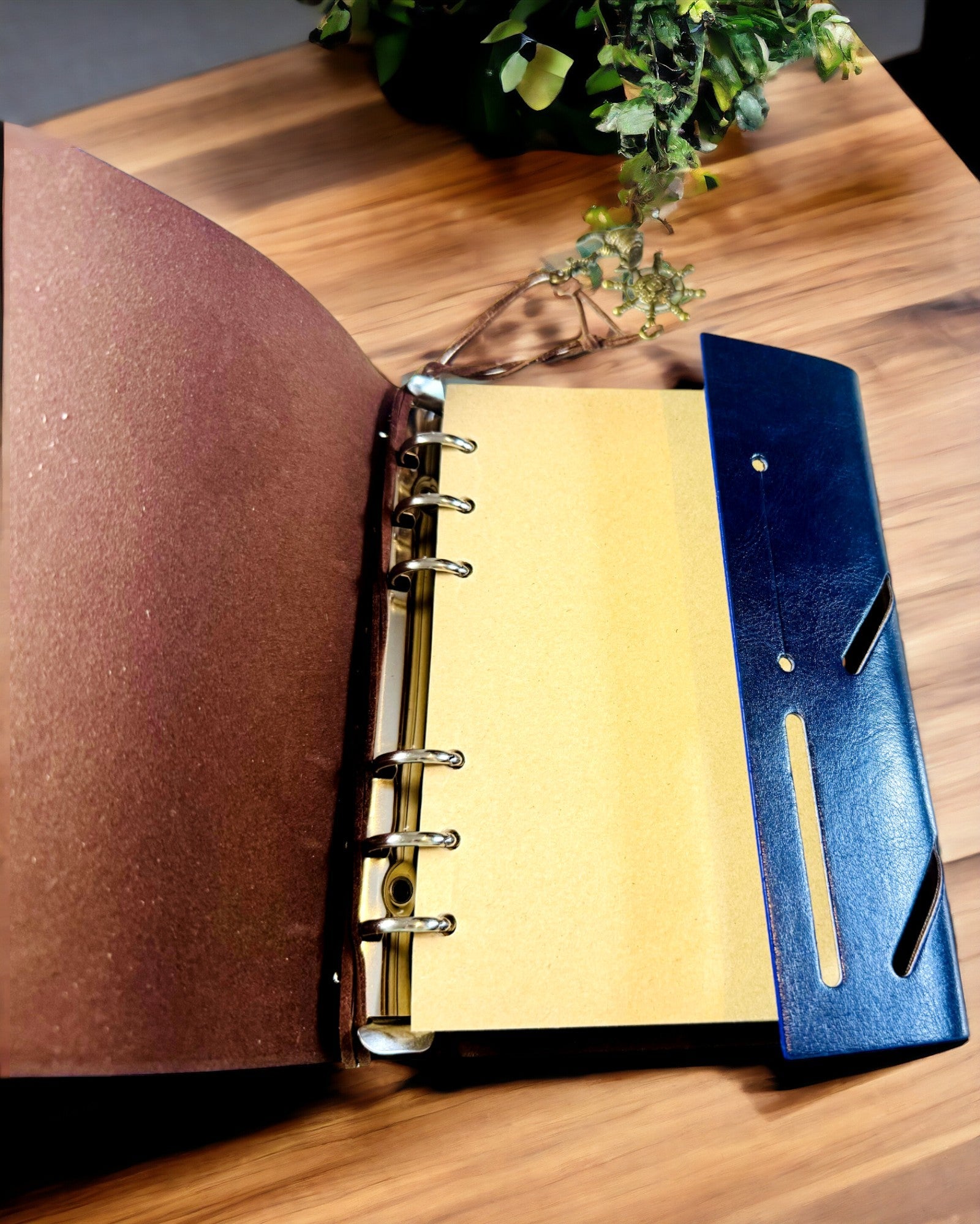 Vintage-purjehdusmuistikirja A6- tai A7-koko - kompassiteemalla ja laakeroiduilla sivuilla - saatavilla eri värivaihtoehdoissa, kaiverrusmahdollisuus