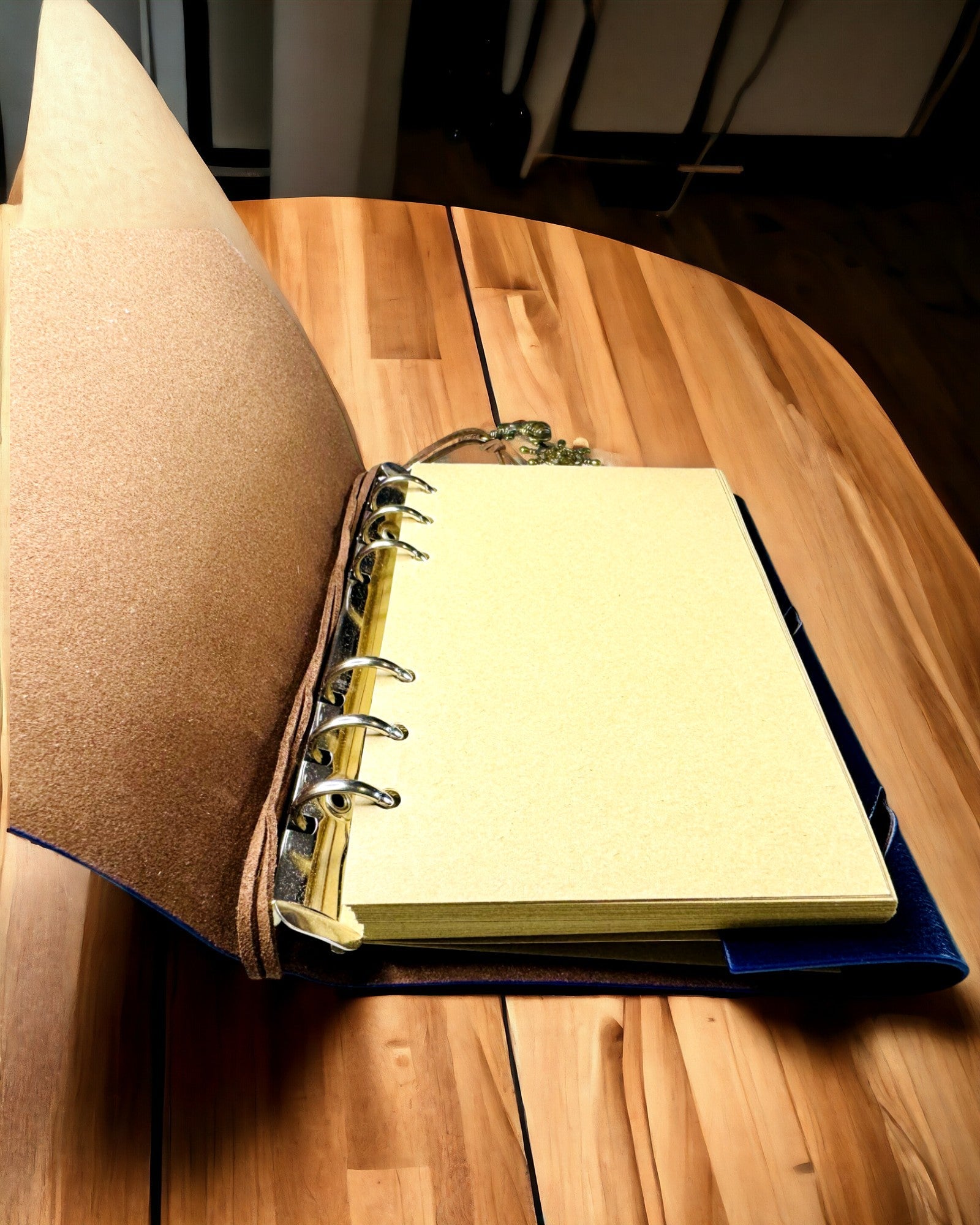 Vintage-purjehdusmuistikirja A6- tai A7-koko - kompassiteemalla ja laakeroiduilla sivuilla - saatavilla eri värivaihtoehdoissa, kaiverrusmahdollisuus