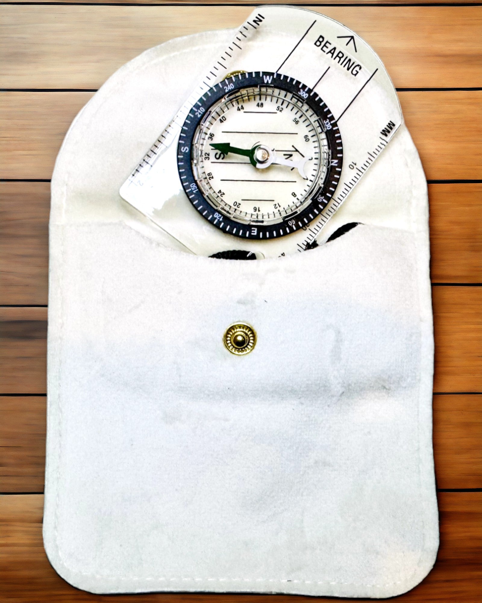 Matkakompassi "Seikkailijan Opas" - Läpinäkyvä, Mini Akryyli Ripustusnarulla ja Kartta-asteikolla, kaiverruksella