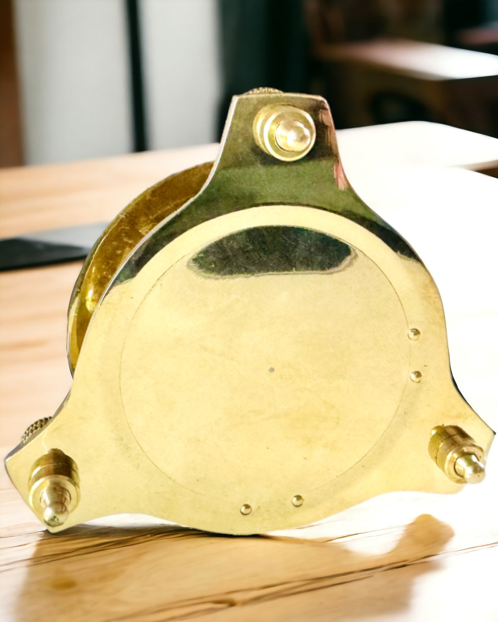 "Merikompasi kaiverrusmahdollisuudella"