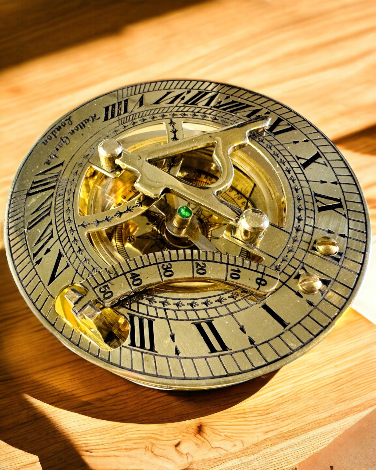 Navigointikompassi sekstantilla ja personointimahdollisuudella - Merellinen XL