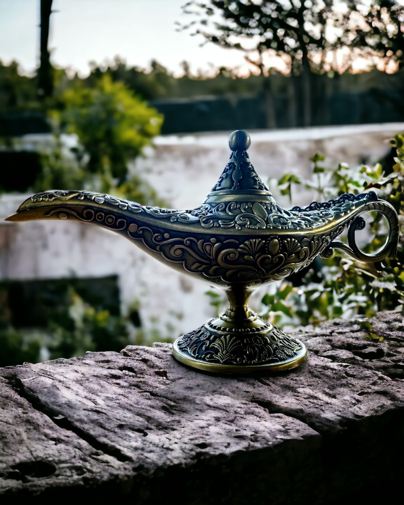 Aladdinin Taikalamppu Kaiverrusmahdollisuudella - Viipaloitu Kulta -vaihtoehto