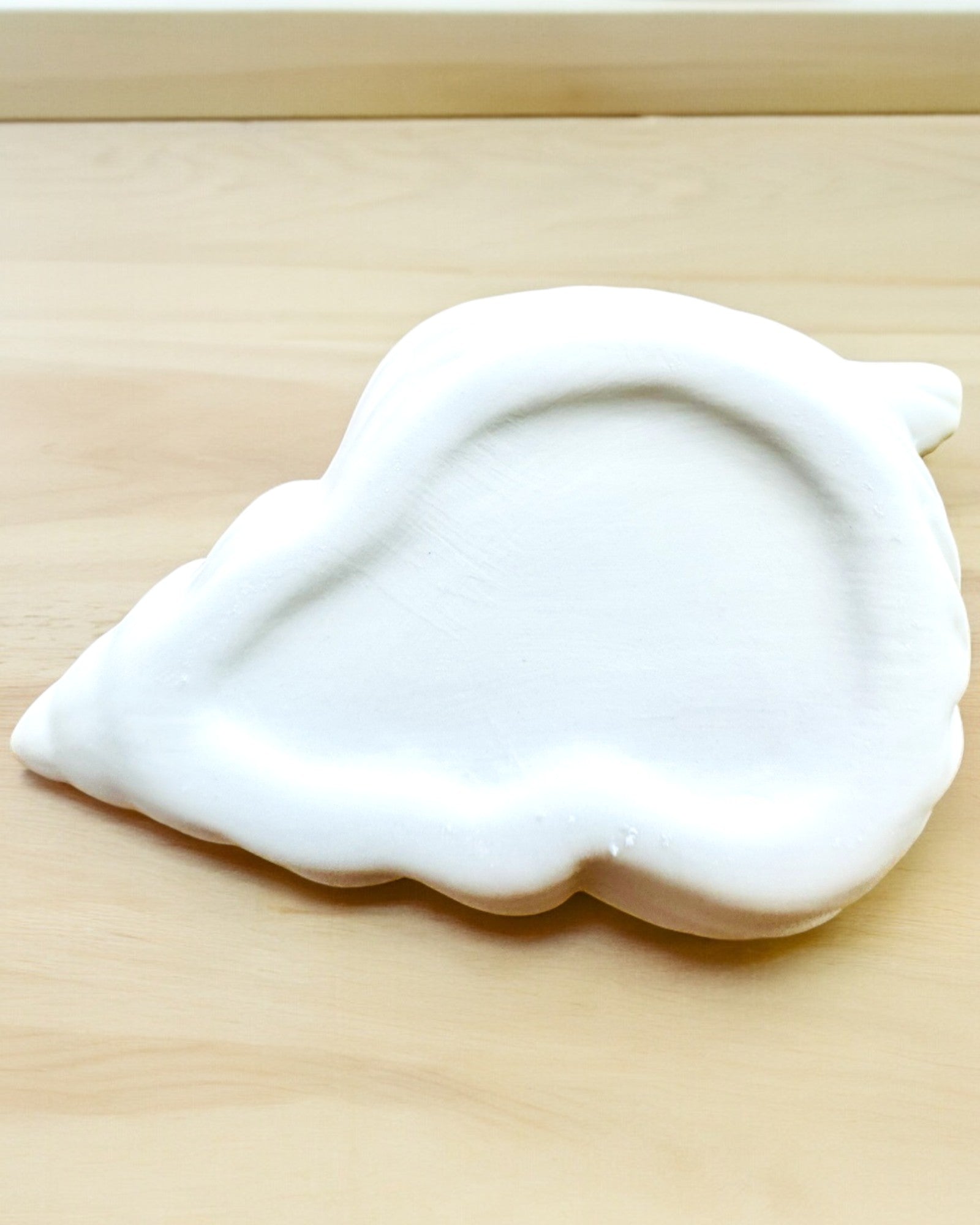 Keraaminen kulho "Meren simpukka" - lahjaksi, personointi kaiverruksella