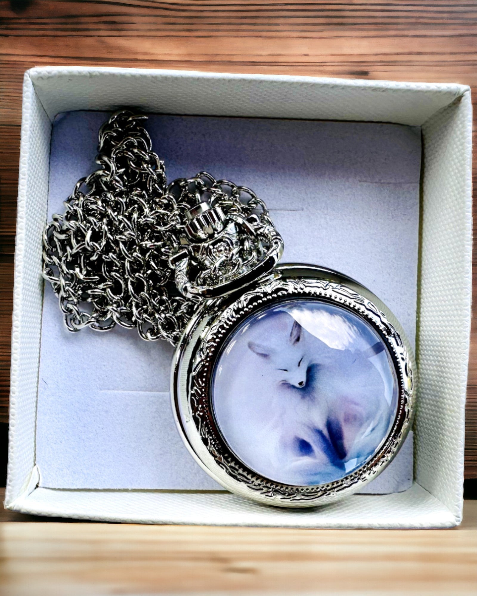 Taskukello "Mistyczny Lis" kaiverrusmahdollisuudella