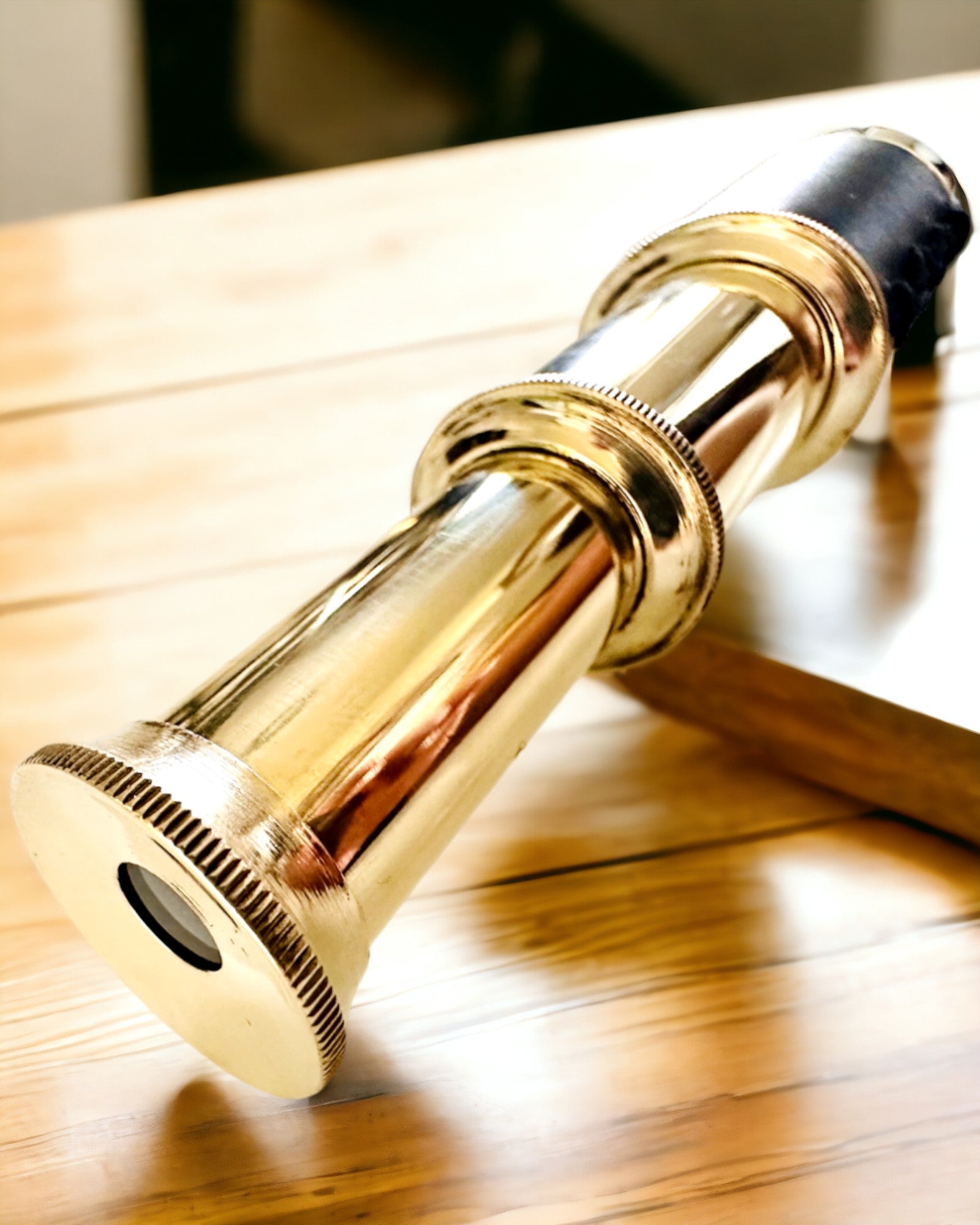 Matkailijan Paratiisin Kiikari – Käsityö - personointi kaiverruksella