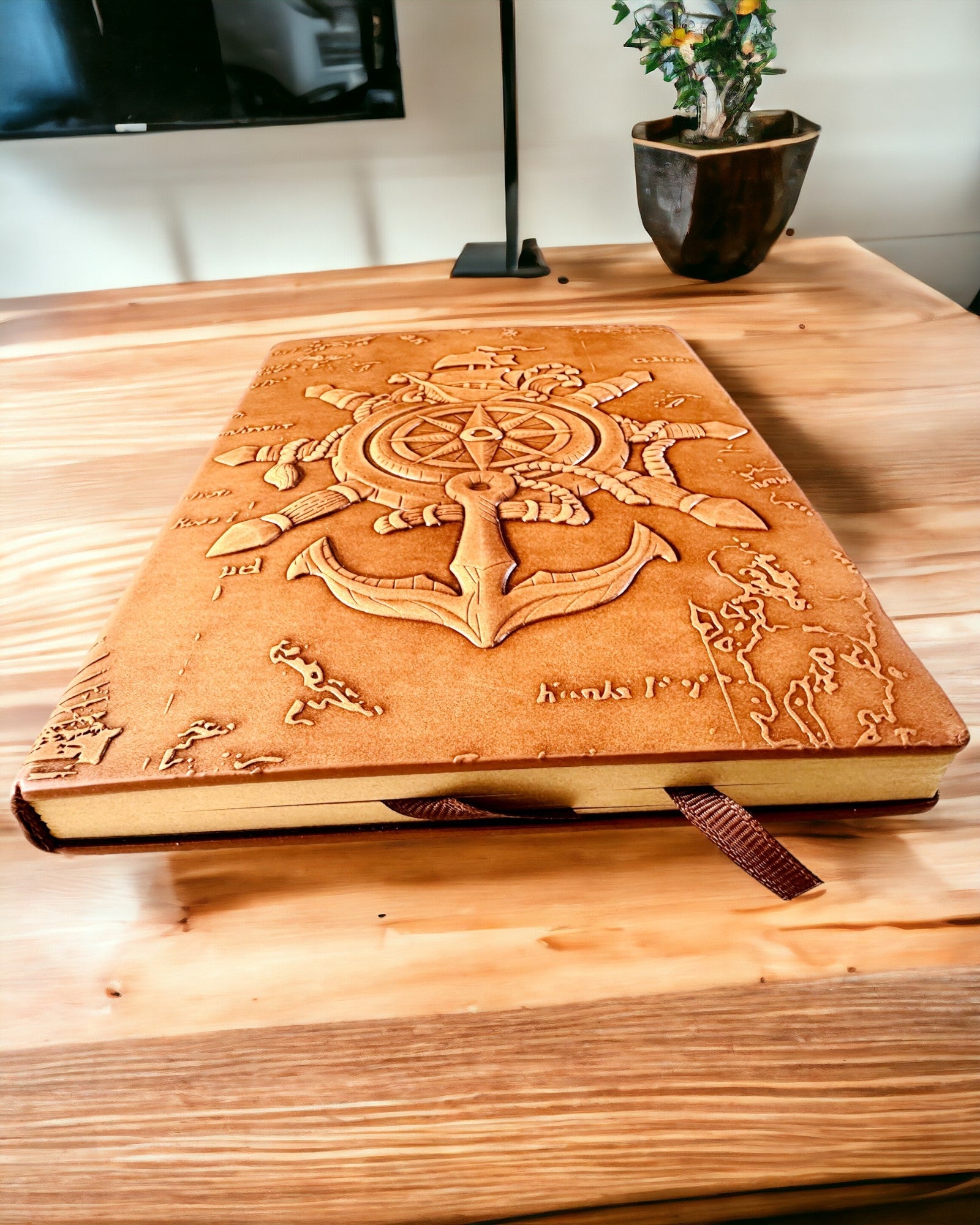 "Nautica"-teemaiset meriaiheiset muistikirjat, joissa on mahdollisuus personointiin kaiverruksella, lahjaksi