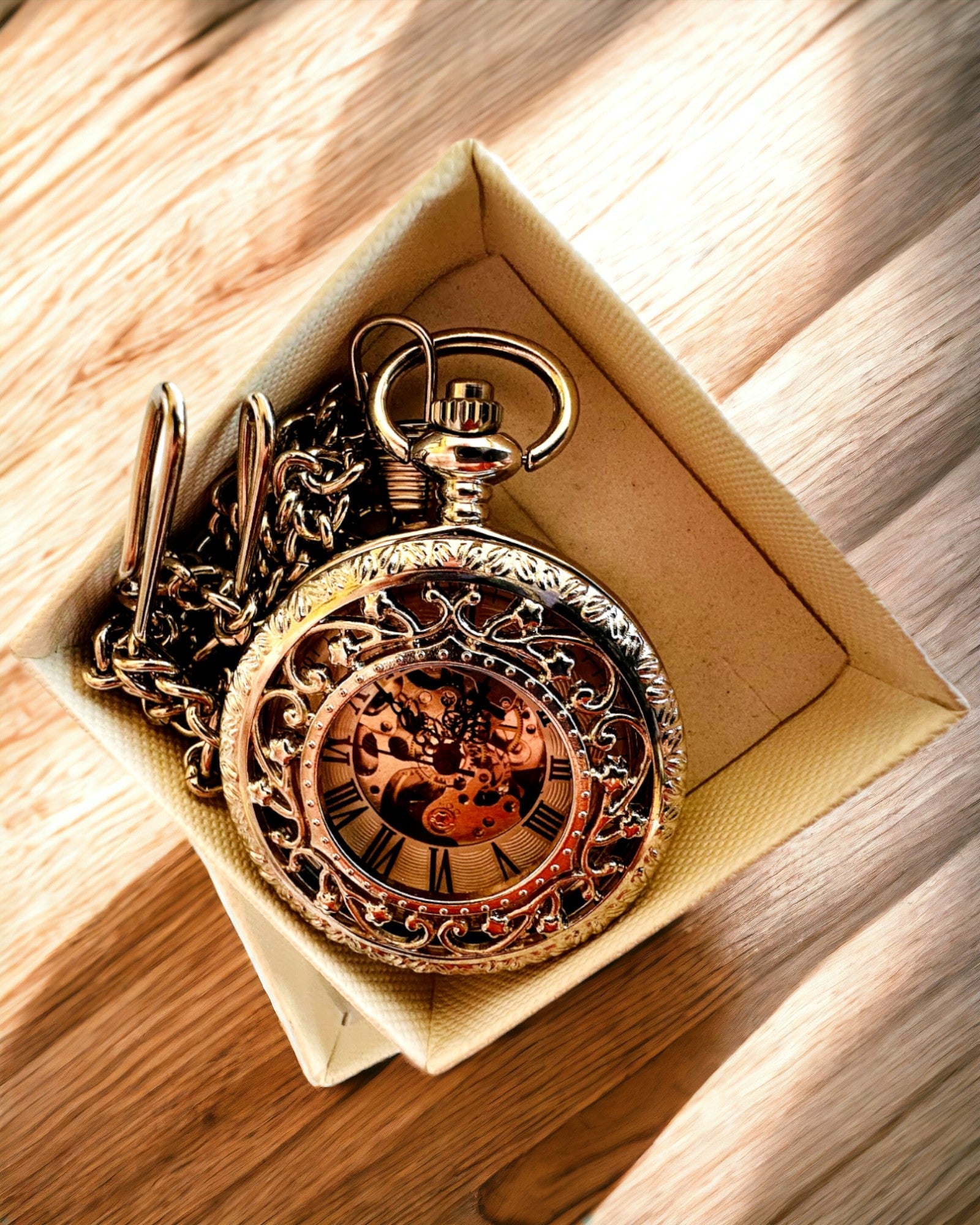 Hopeinen taskukello "Vintage Elegance" mahdollisuus personointiin kaiverruksella