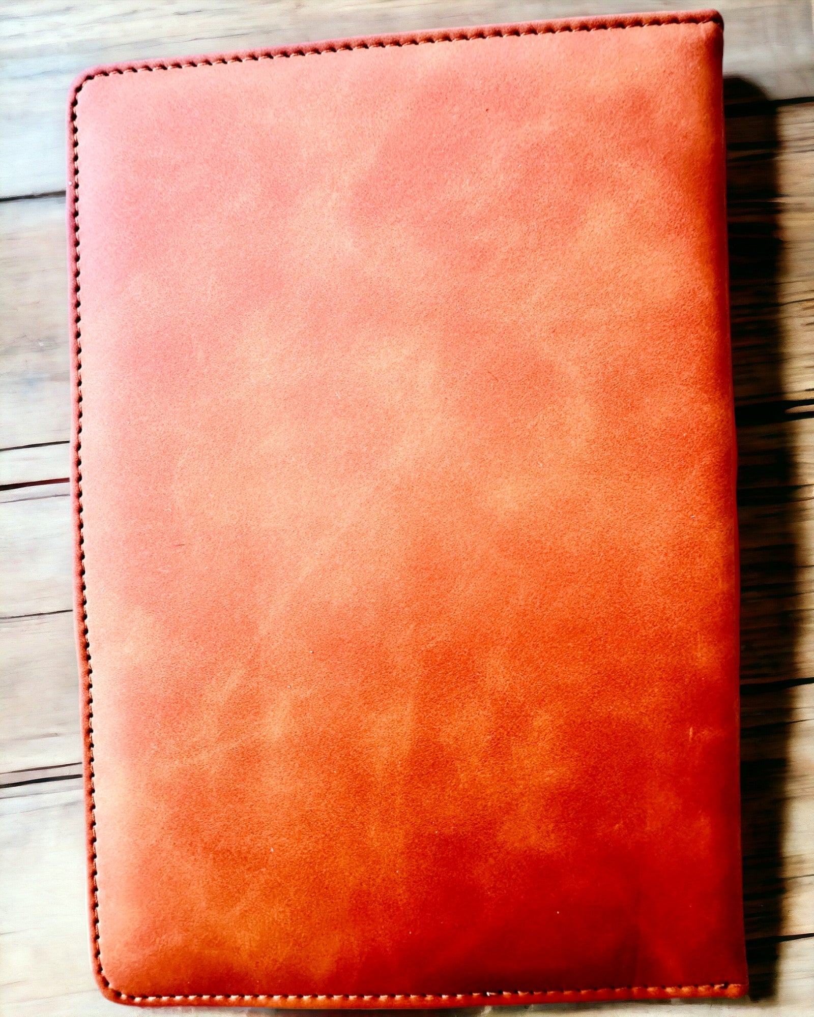 Eksklusiivinen Muistikirja, PU-nahka, A5 Salasanalukolla - "Secret Journal", personointi kaiverruksella