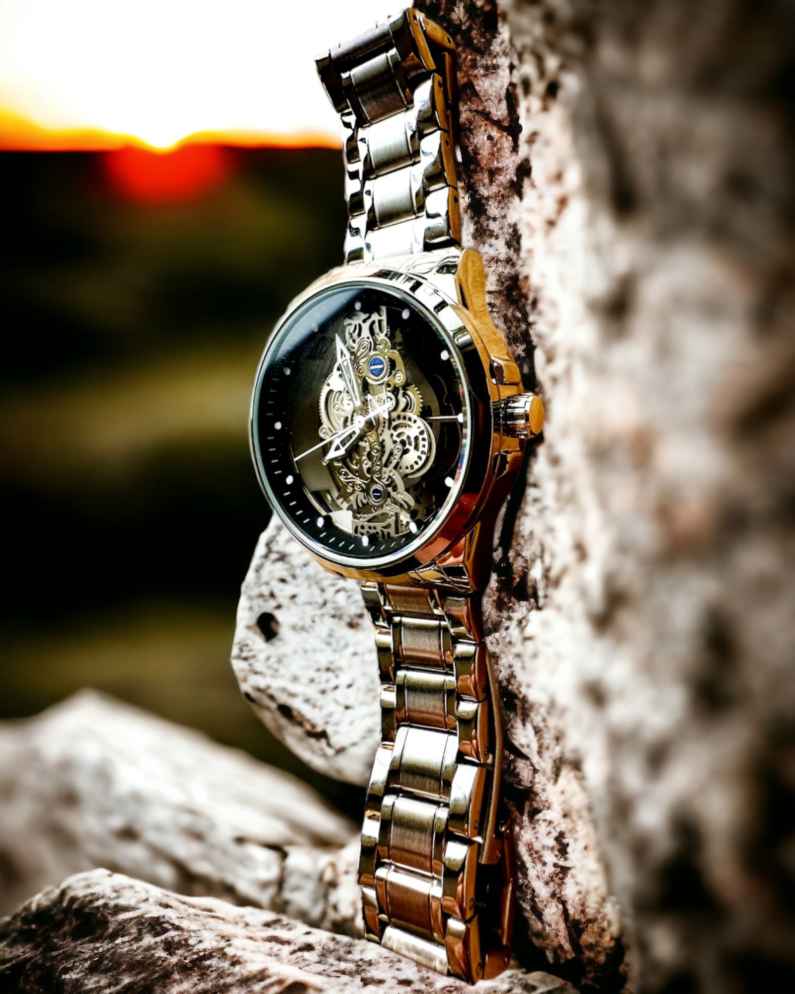 Tyylikäs miesten kello KIMSDUN Prestige Läpinäkyvä Mekanismi ja Urheilullinen Eleganssi, mahdollisuus personointiin kaiverruksella