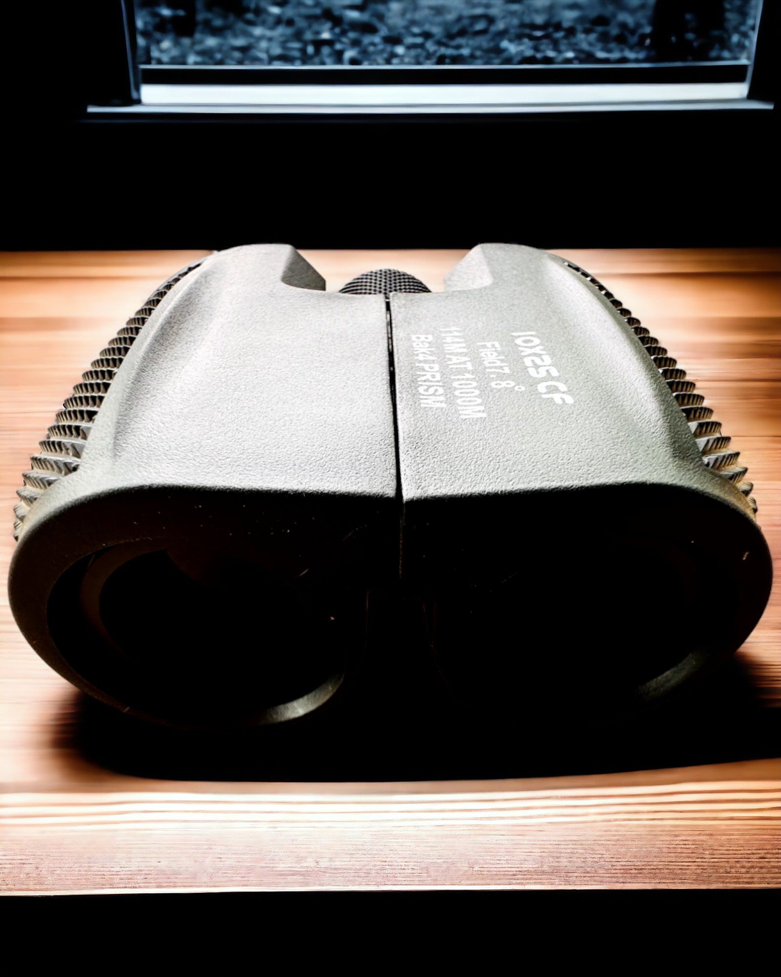 Lornetka CampMaster 10x25, mahdollisuus personointiin kaiverruksella