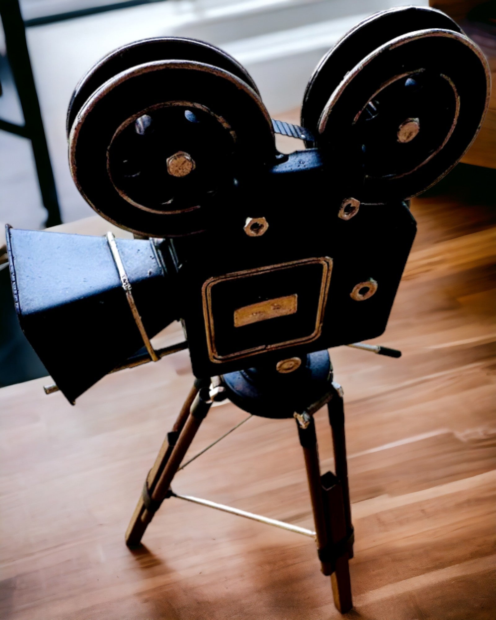 Retro Kamera "Filmowa Nostalgia", mahdollisuus personointiin kaiverruksella