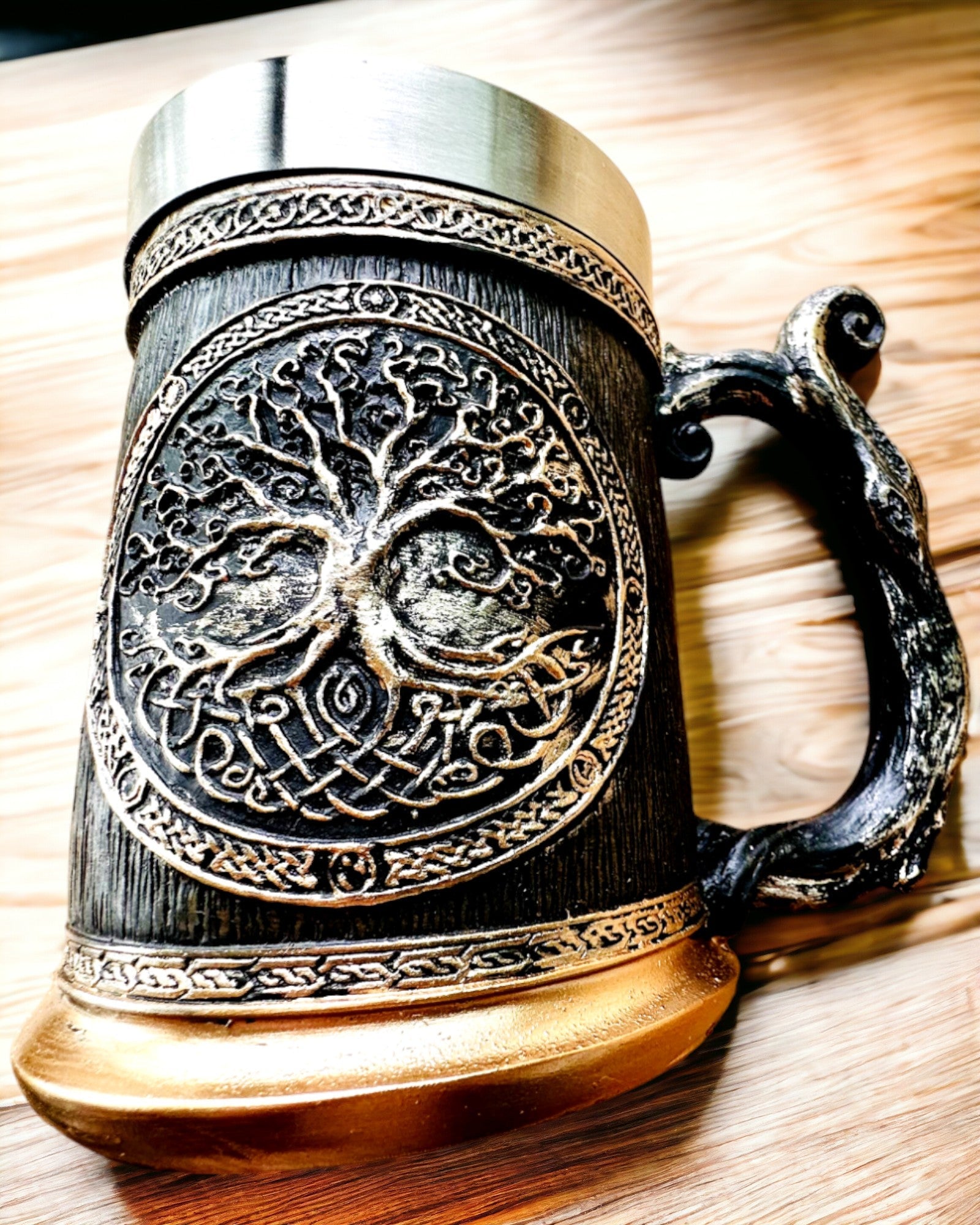 Nordic Tree of Life -muki - Mestarillinen toteutus, 600 ml, mahdollisuus personointiin kaiverruksella