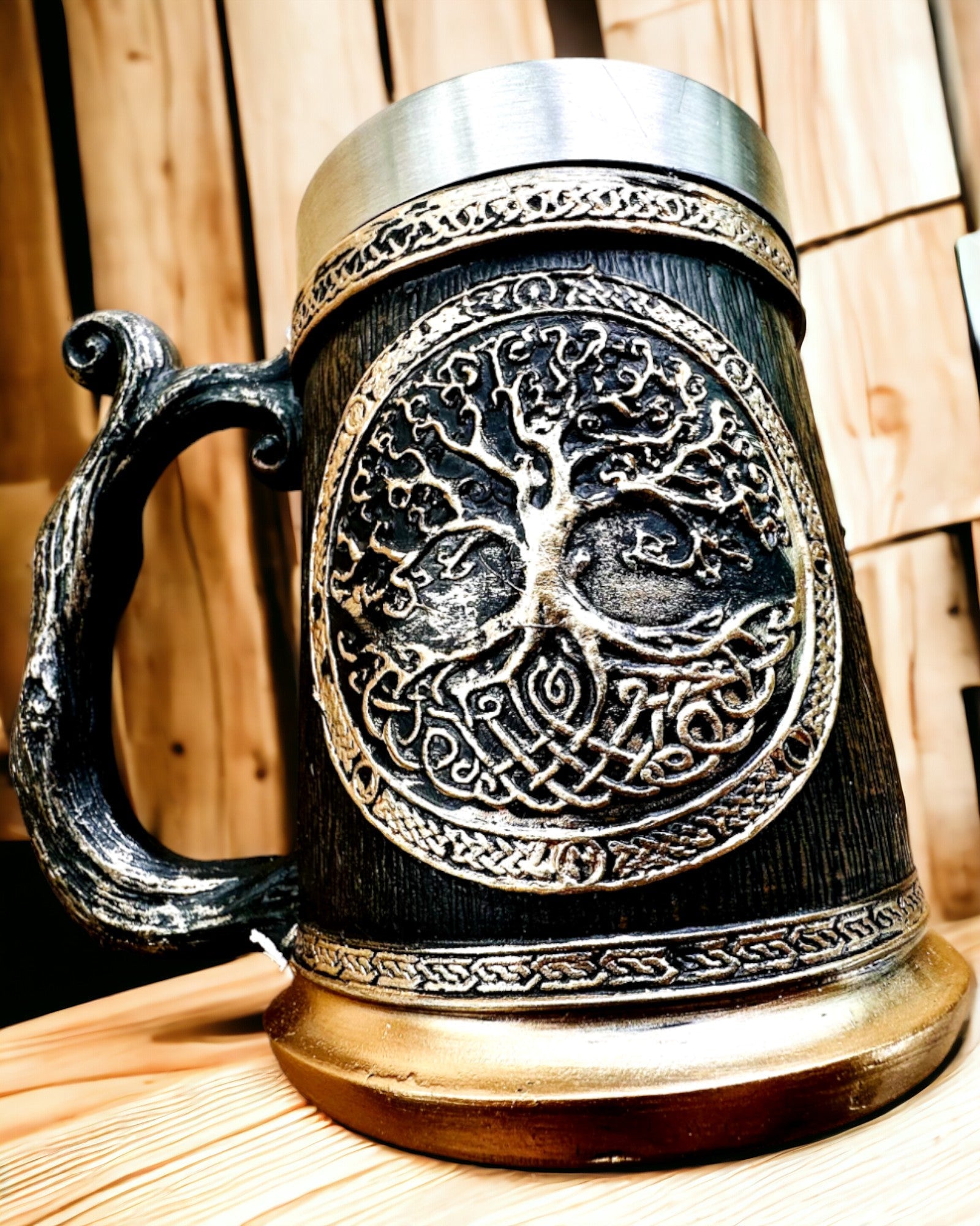 Nordic Tree of Life -muki - Mestarillinen toteutus, 600 ml, mahdollisuus personointiin kaiverruksella