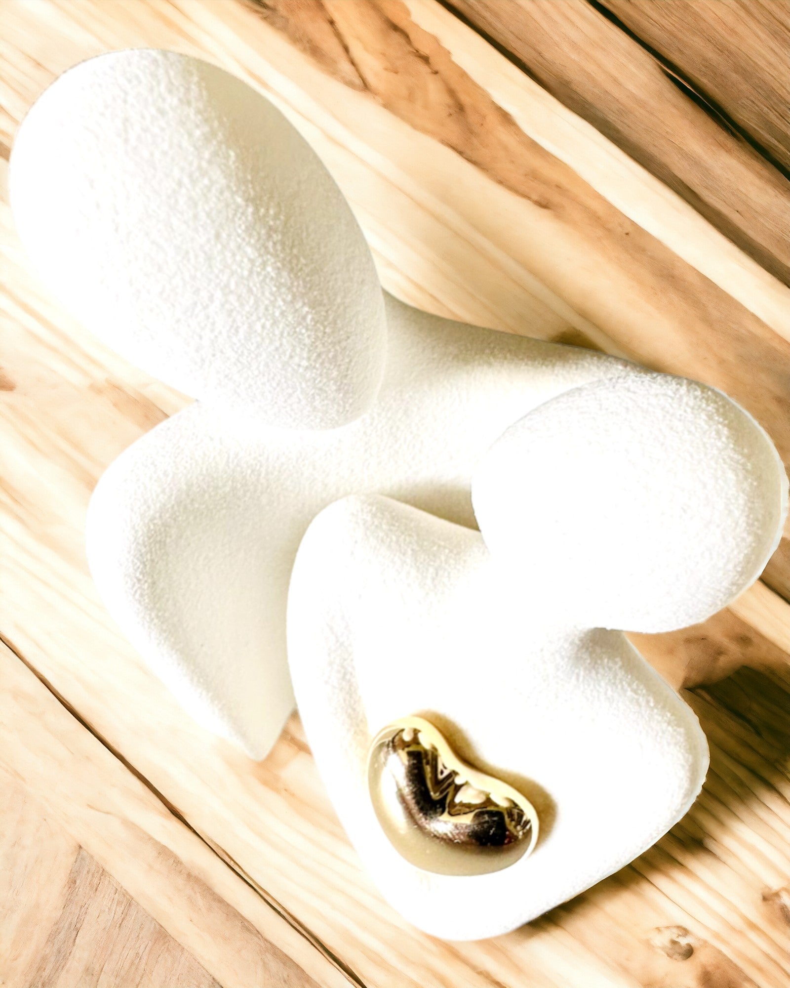 "Rakkaus sydämessä – Keraamiset Perhehahmot", mahdollisuus personointiin kaiverruksella