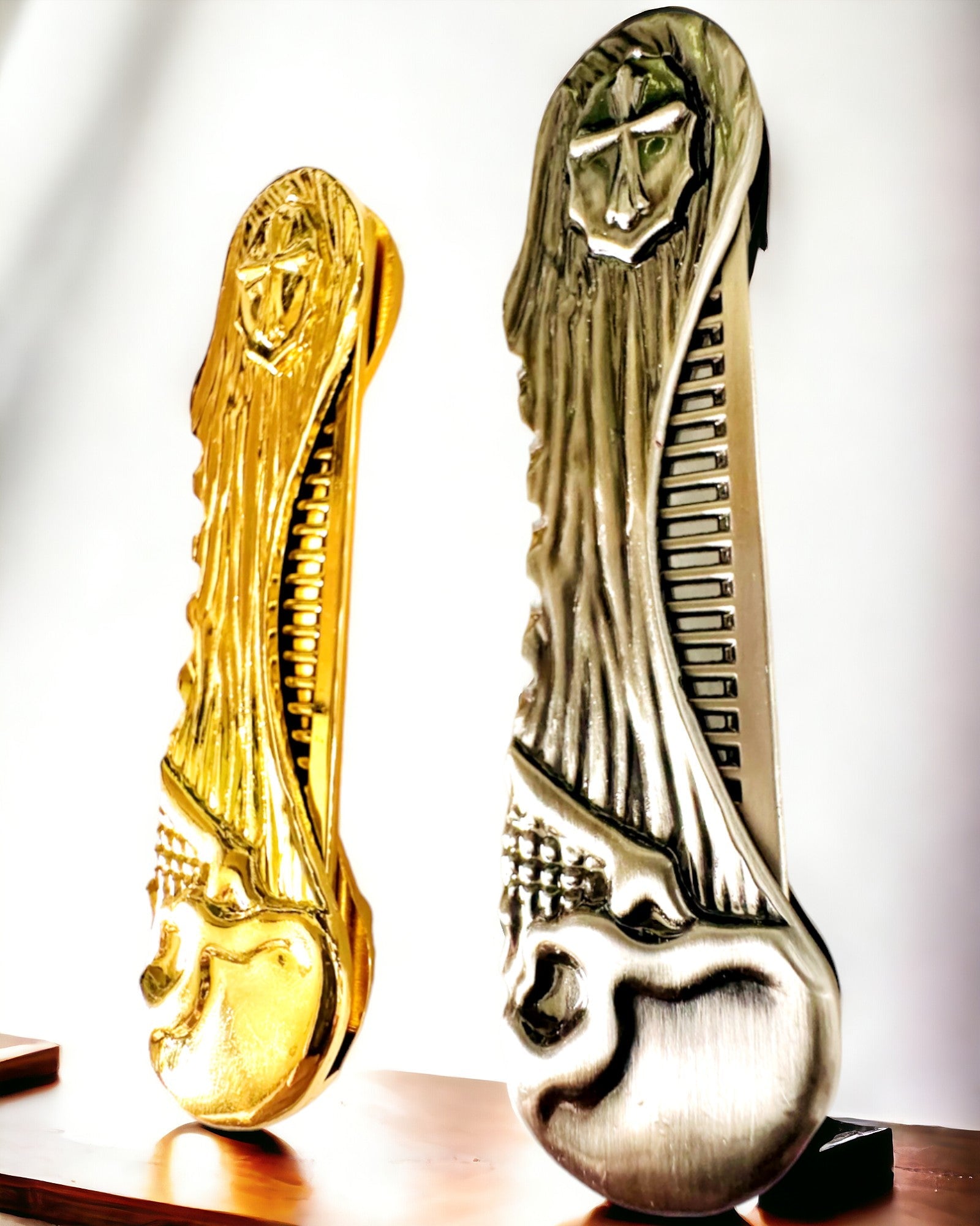 Mystic Skull Comb - premium-kampa, mahdollisuus personointiin kaiverruksella