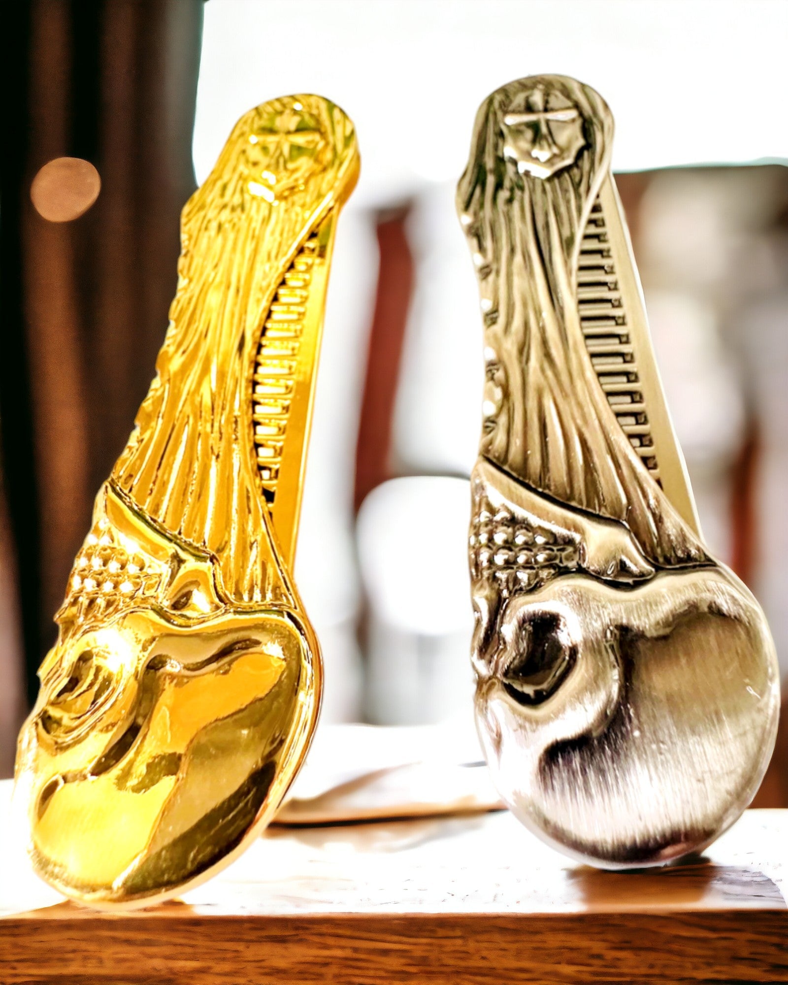 Mystic Skull Comb - premium-kampa, mahdollisuus personointiin kaiverruksella