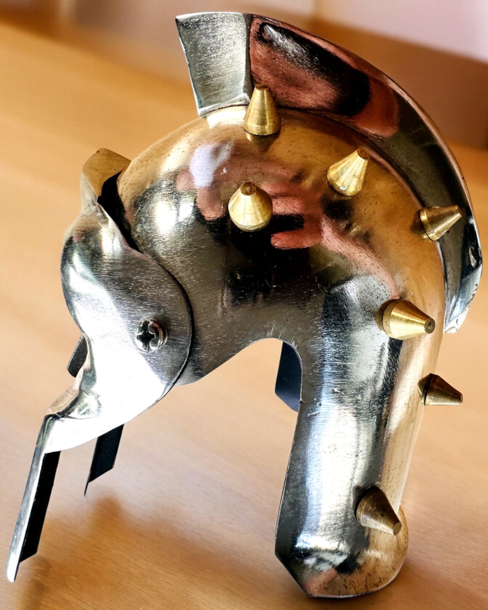 Gladiaattorin Ritarinaamio "Sparta" - mahdollisuus personointiin kaiverruksella