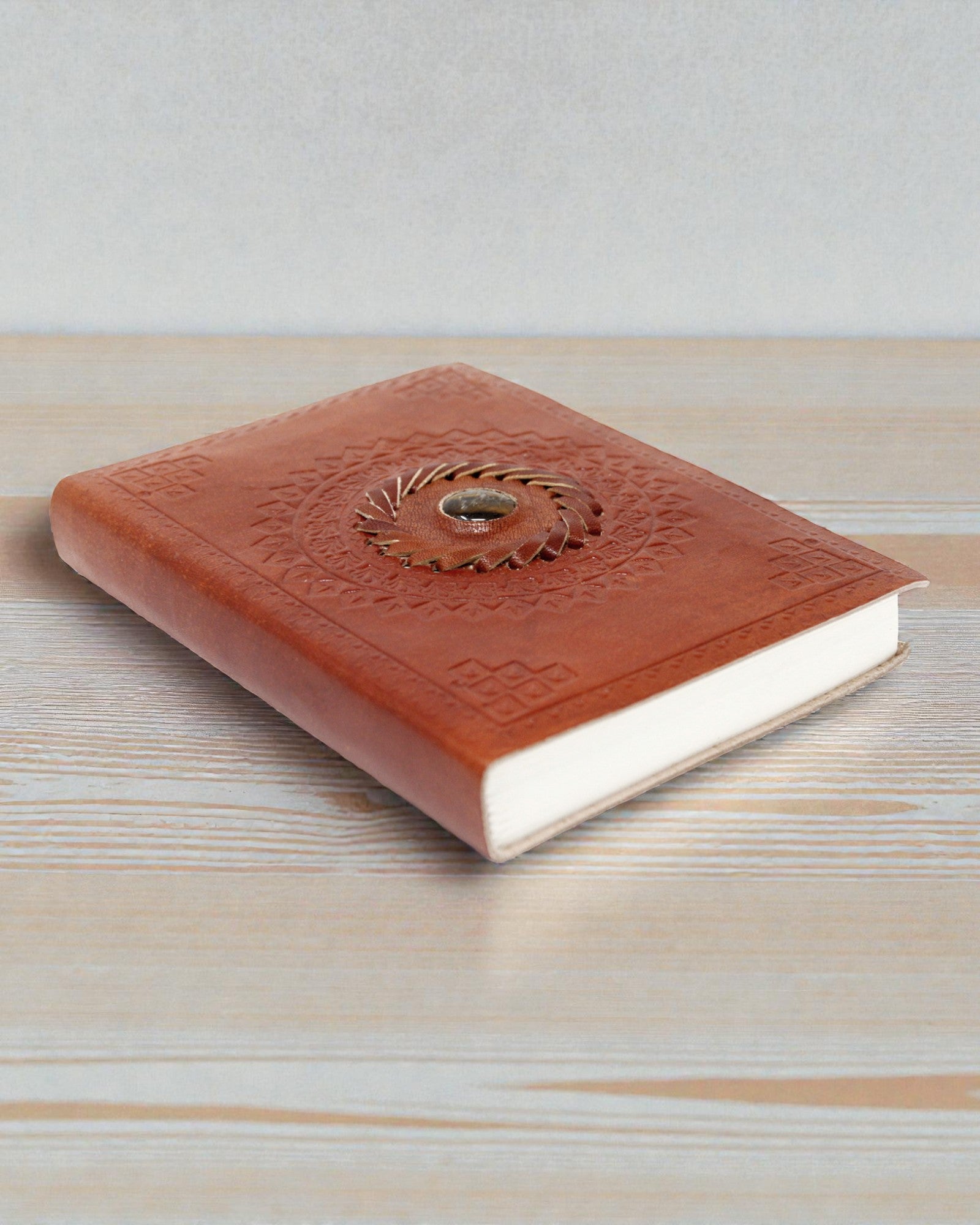 Aureum Vision – Nahkainen muistikirja tiikerinsilmäkivellä