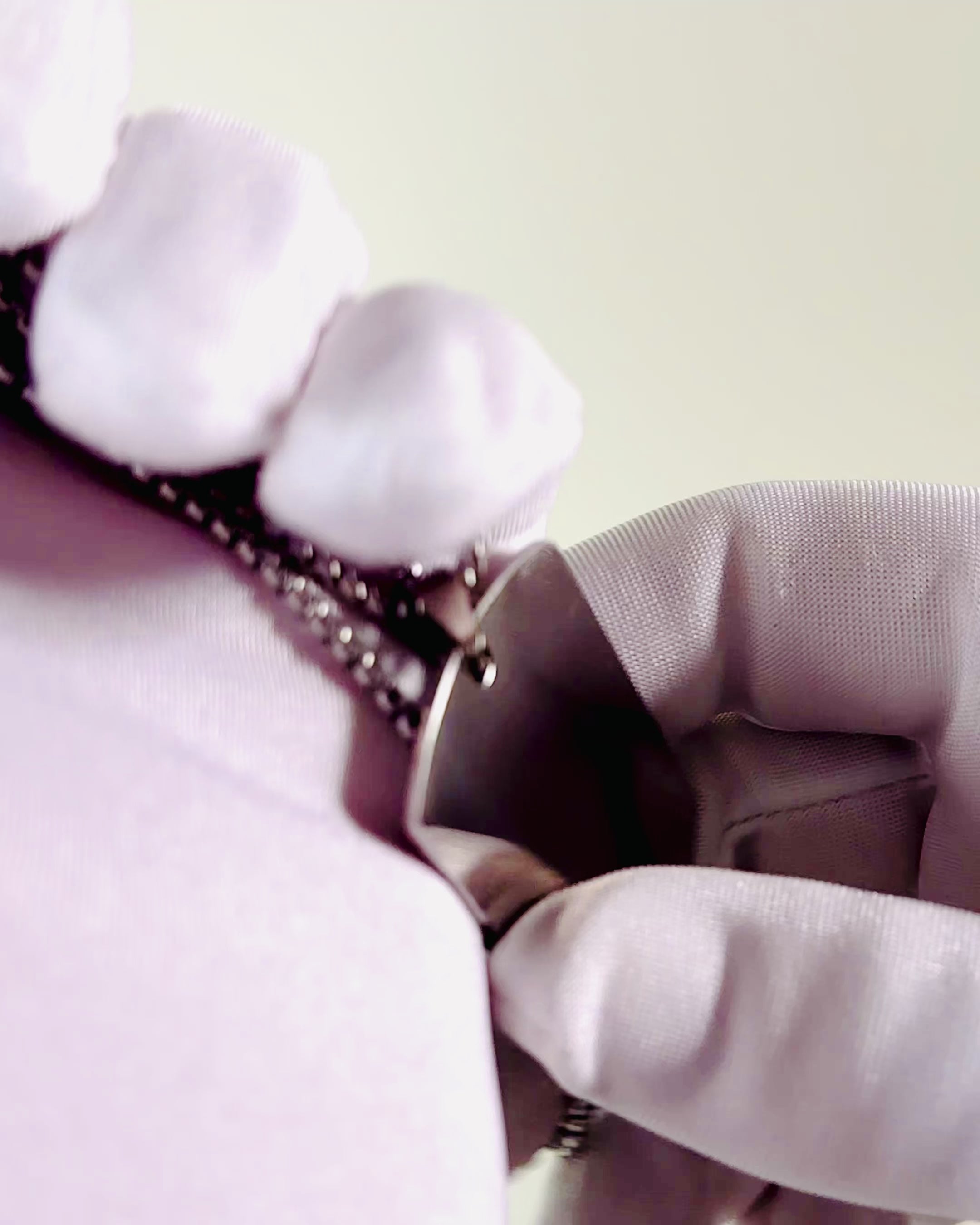 Ruostumattomasta teräksestä valmistettu sotilas-ID "Nieśmiertelnik" -avaimenperä – Personoitu kaiverrus