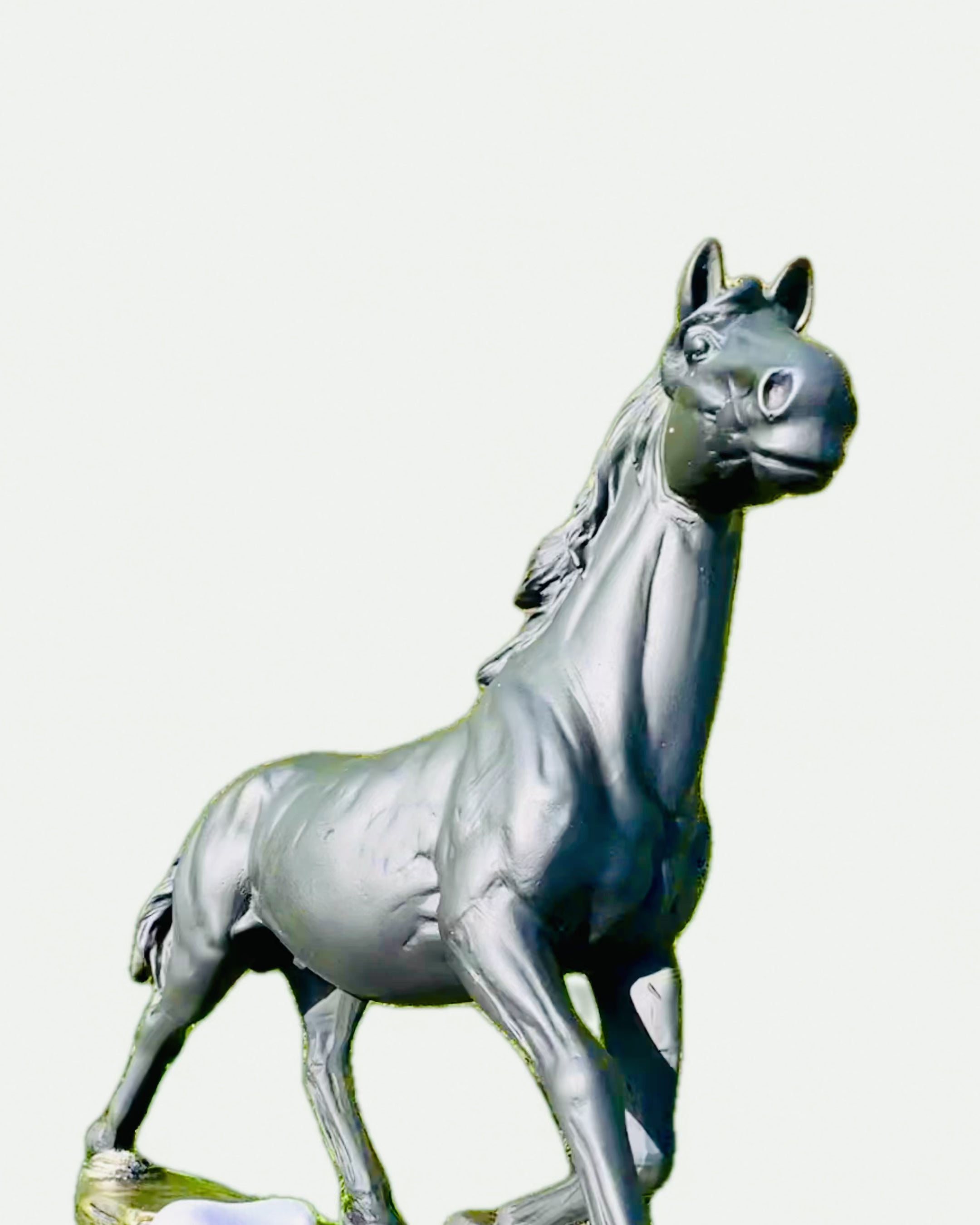 "Czarny Galop" - Tyylikäs Hevospatsas Kaiverrusmahdollisuudella
