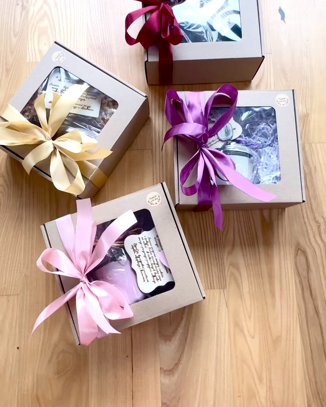 Intentionaalinen soijakynttilä Ametisti – rauha, harmonia ja puhdistuminen, 250 ml, mahdollisuus personointiin lahjaksi