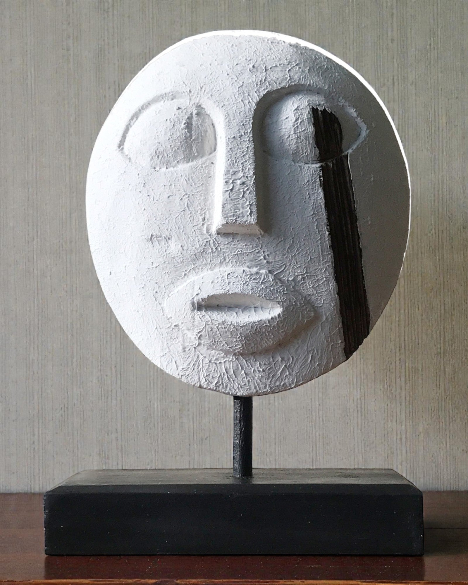 Timorilainen naamio Esi-isien vartija 27x20 cm – Valkoinen