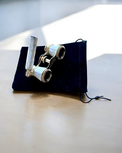 Teatterikiikarit "Elegancja", binokulaarit - mahdollisuus personointiin kaiverruksella lahjaksi