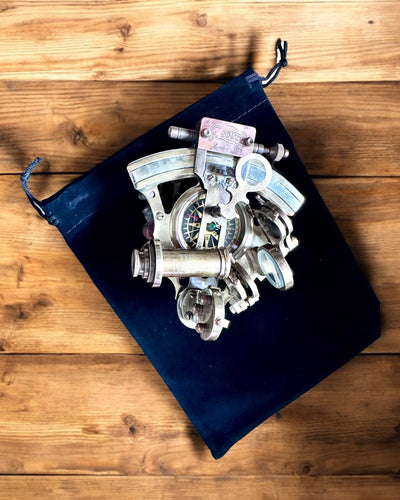 Sekstant Premium kompassilla Antiikki - mahdollisuus personointiin kaiverruksella