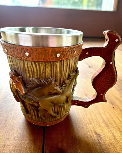 Hevosaiheinen muki, 330 ml, mahdollisuus personointiin kaiverruksella lahjaksi