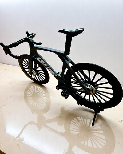 Mini Rower „Speedster” – keräilymalli kaiverrusvaihtoehdolla, 2 vaihtoehtoa valittavana