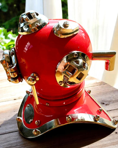 Syvyyksien Löytäjän Kypärä - Keräilijän Erikoispainos Kaiverrusmahdollisuudella, 35 cm, lahja palomiehelle tai sukeltajalle